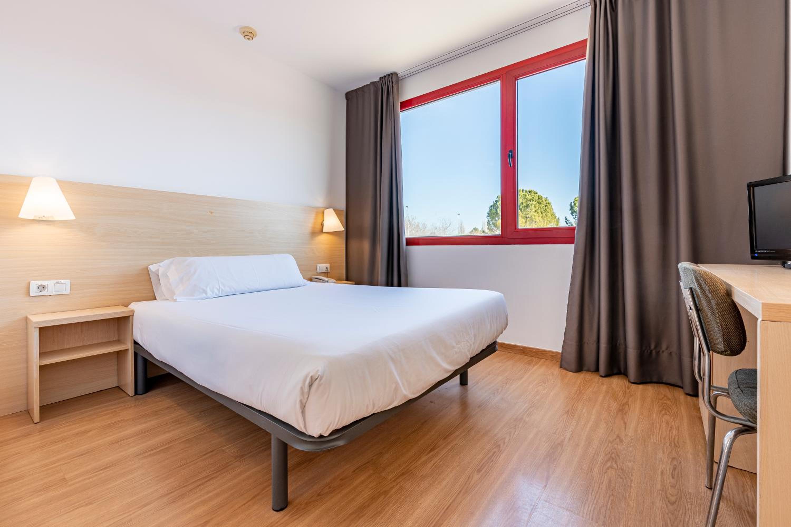 Double Room - Photo 3