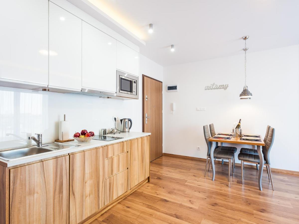 One-Bedroom Apartment with Large Balcony photo 2