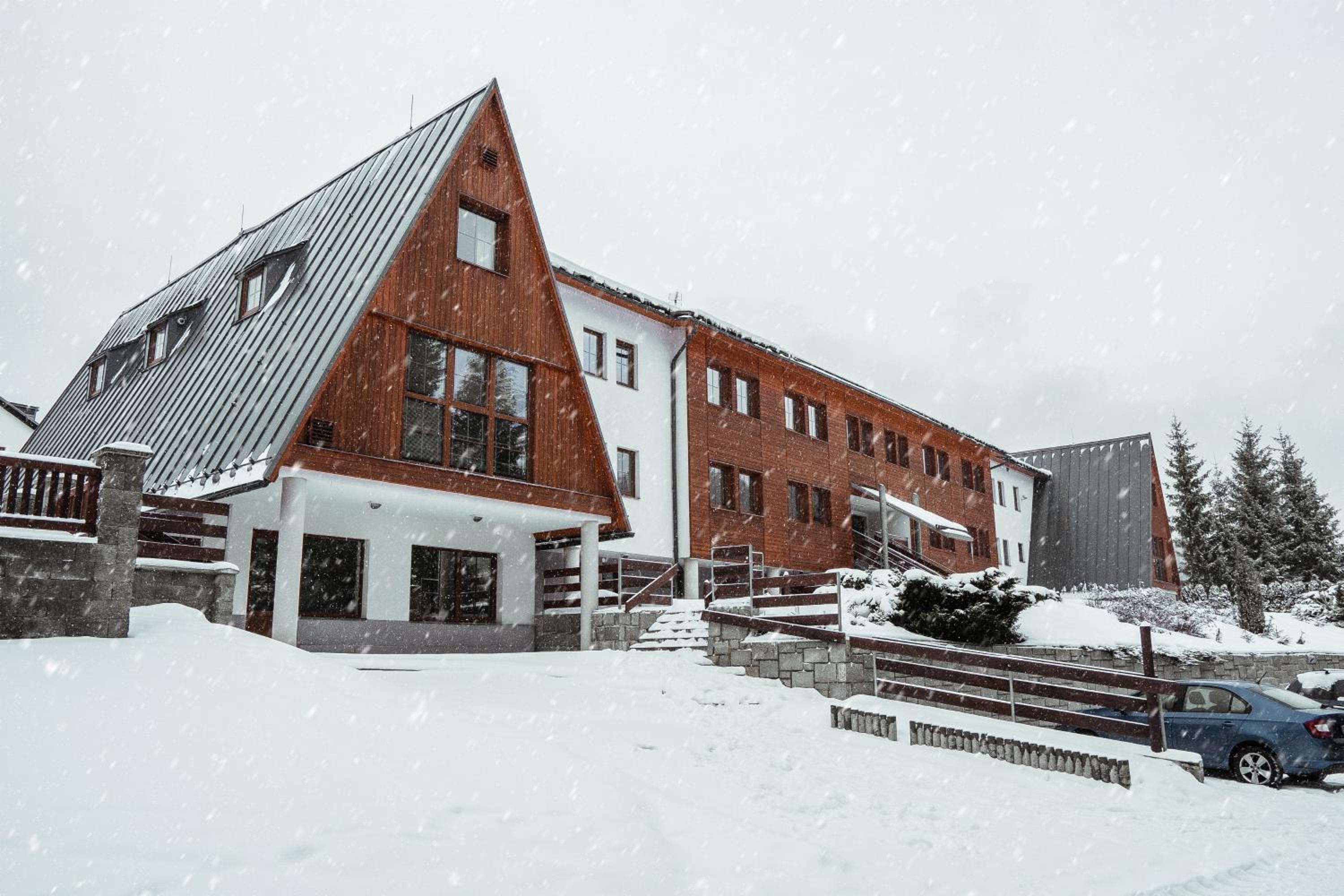 Double Room with Extra Bed - New Year's Eve Offer photo 3