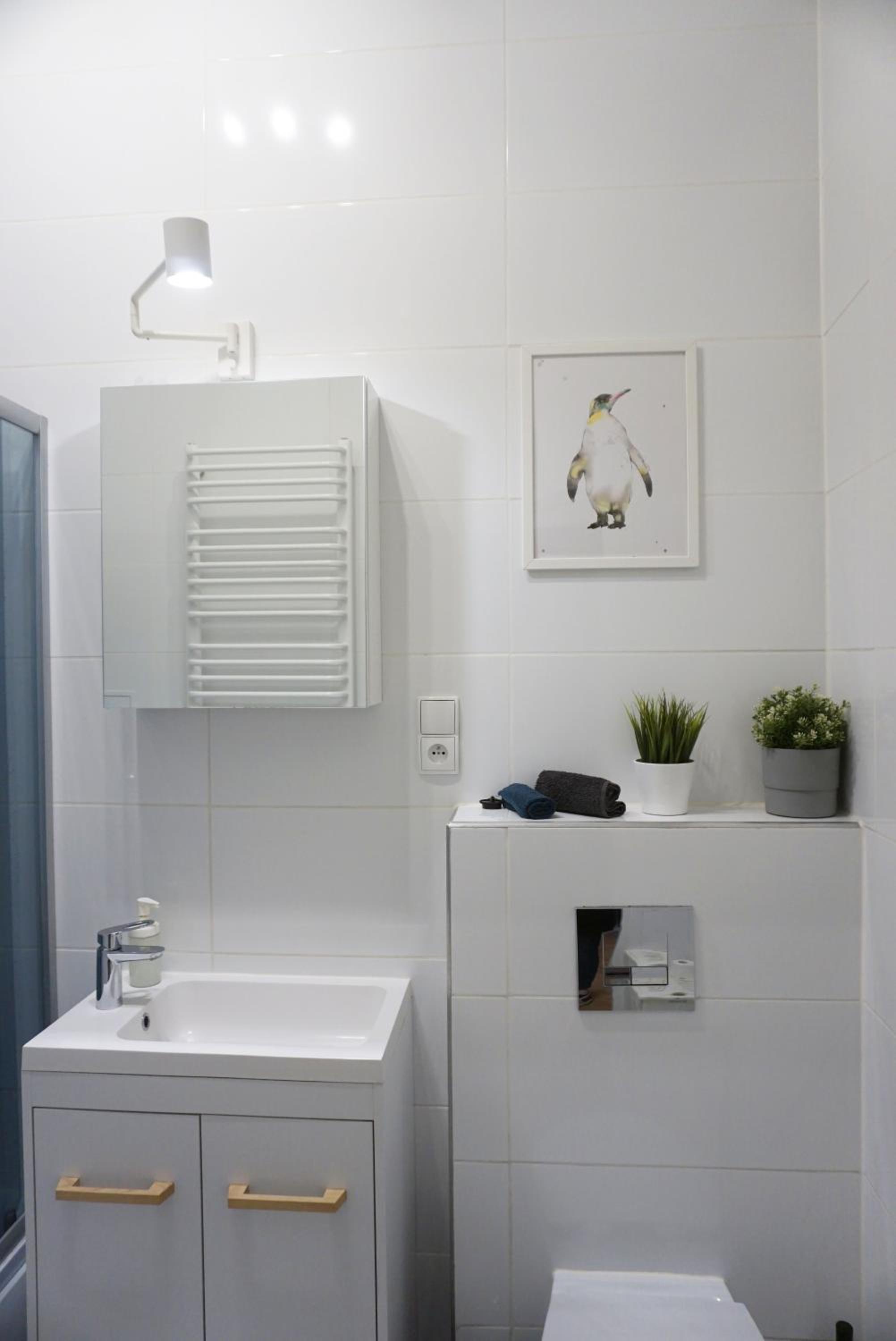 One-Bedroom Apartment - Photo 5