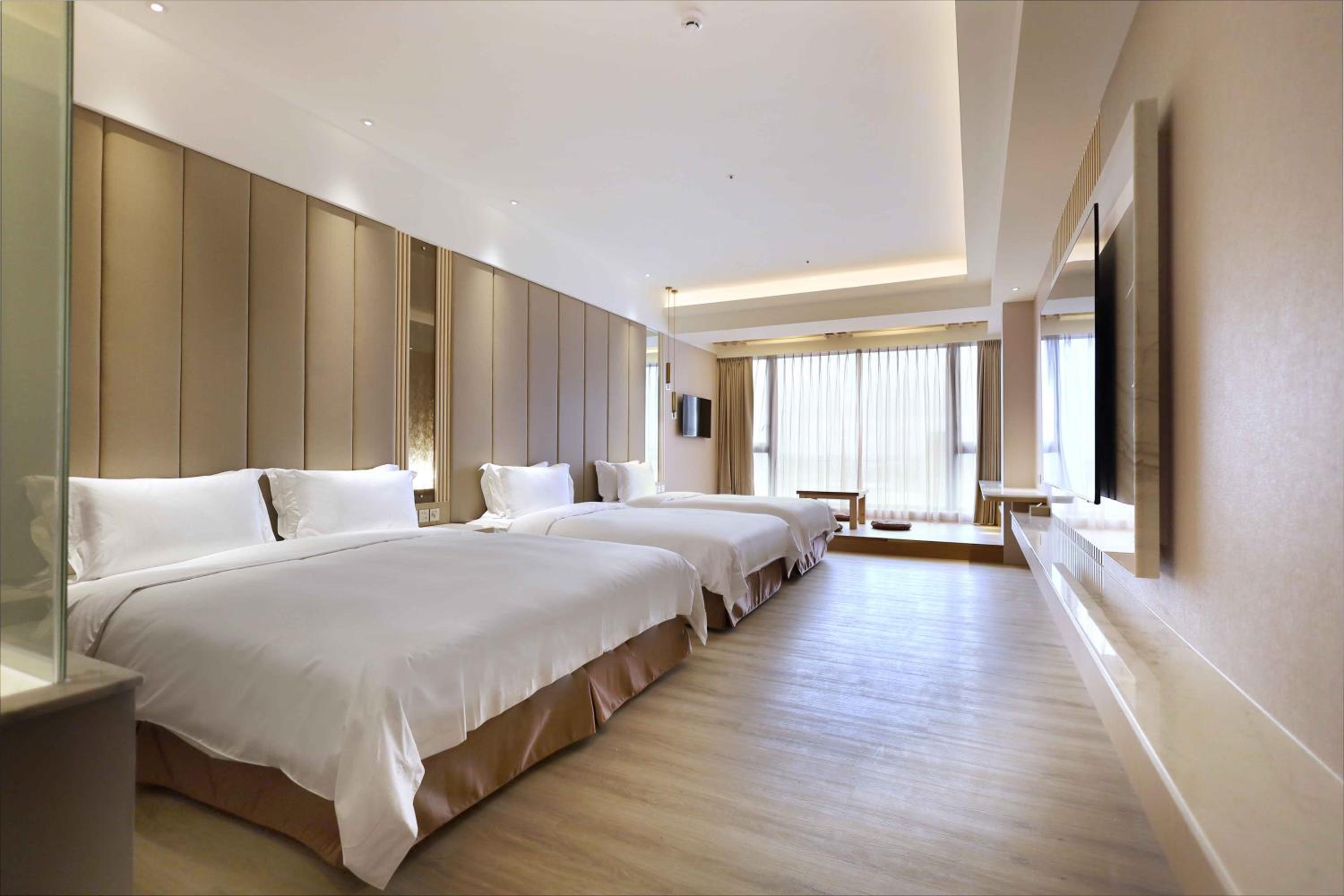 Japanese-Style Quadruple Room photo 3
