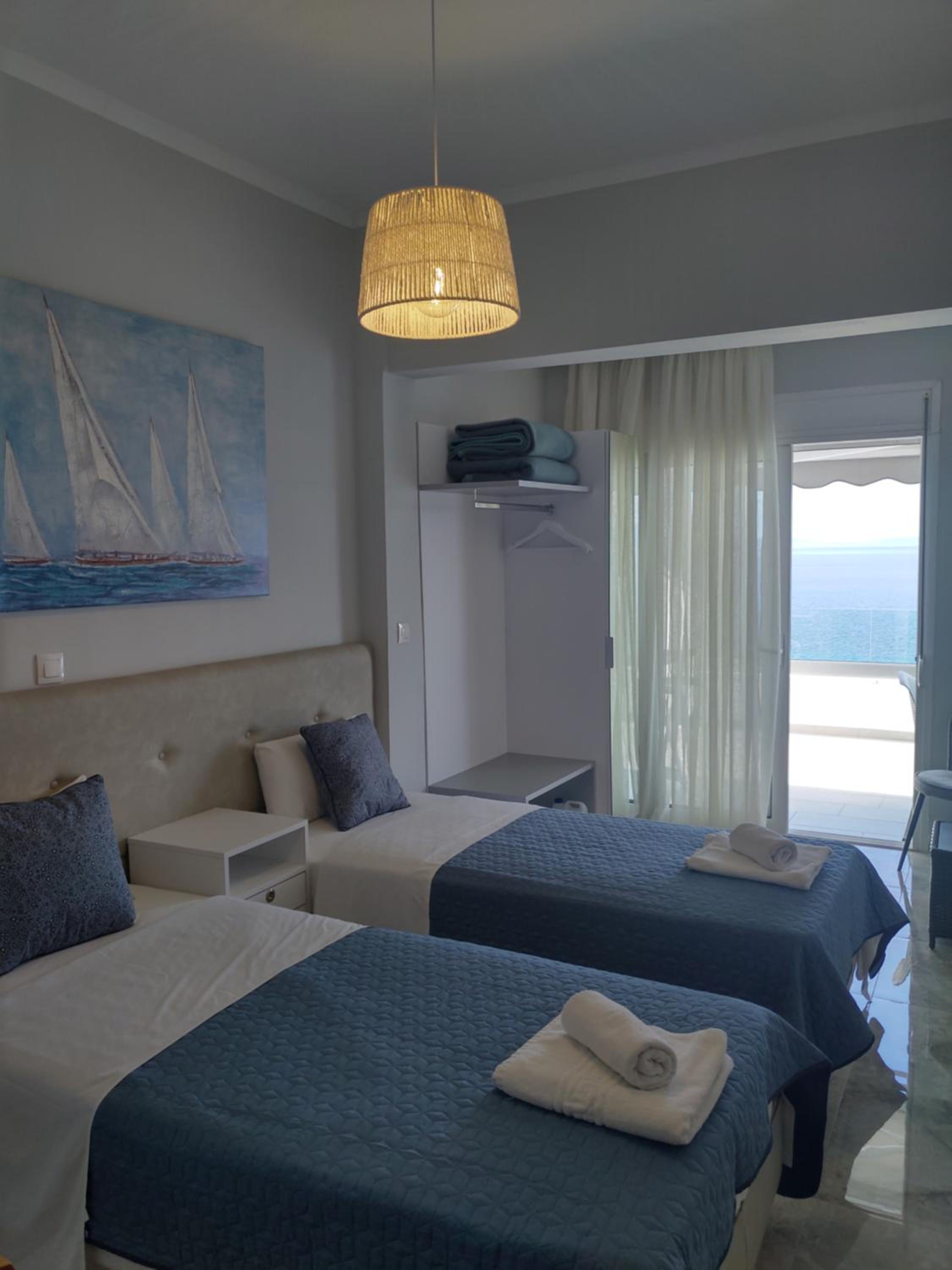Apartment with Sea View - Photo 1