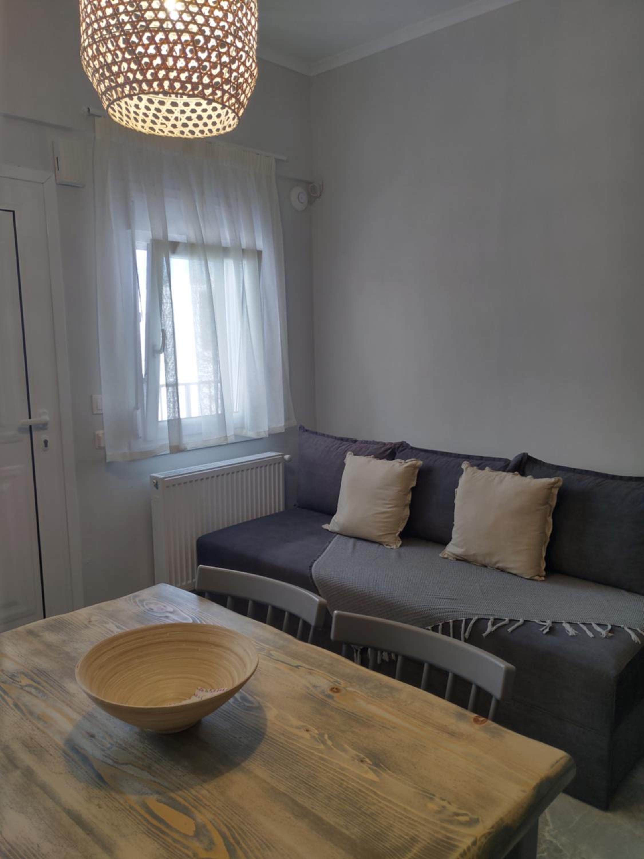 Apartment with Sea View - Photo 12