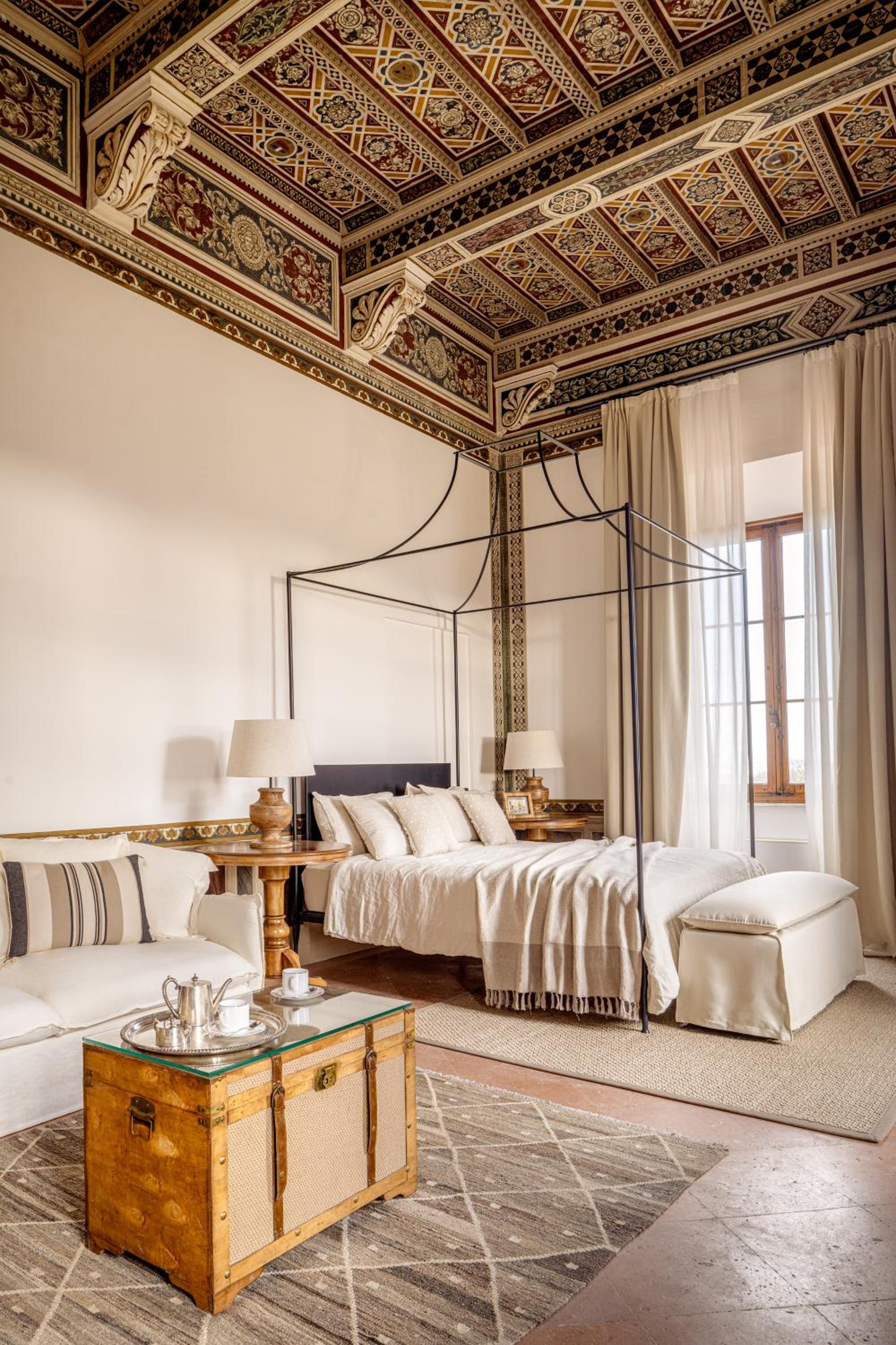 Pietro Master Suite - Photo 1