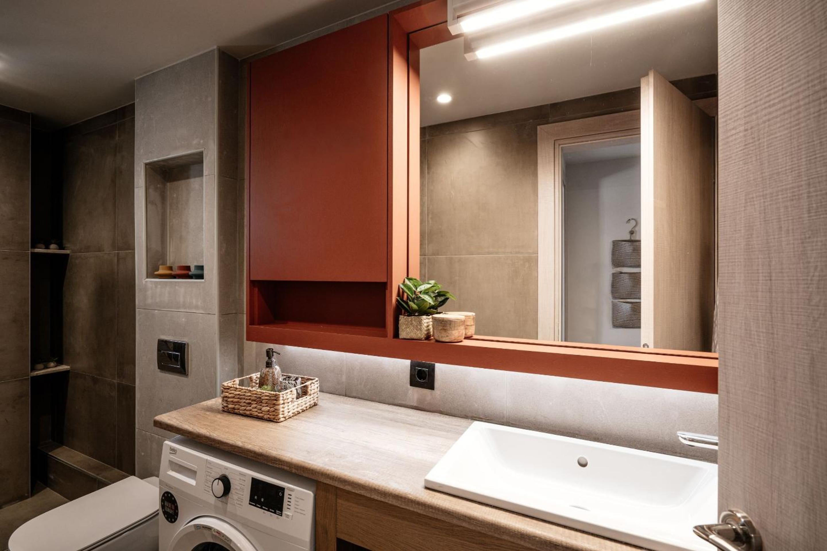 One-Bedroom Apartment (The Roomy) photo 3