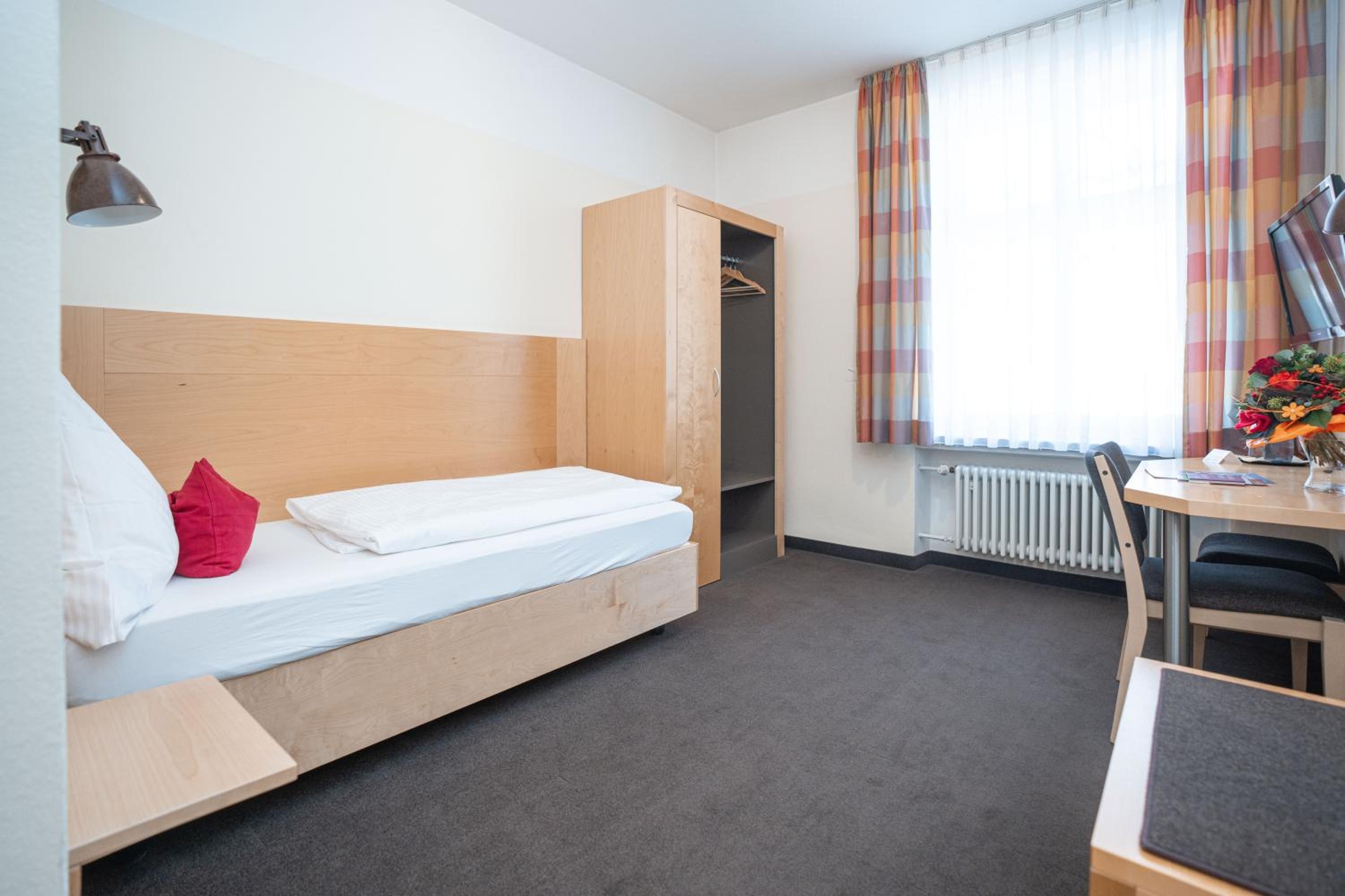 Single Room photo 1