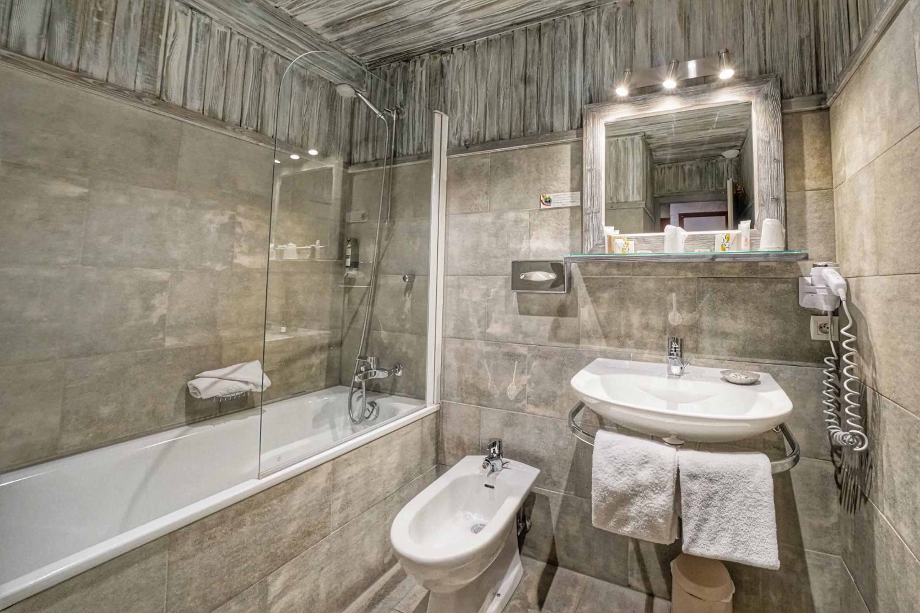 Triple Room photo 2