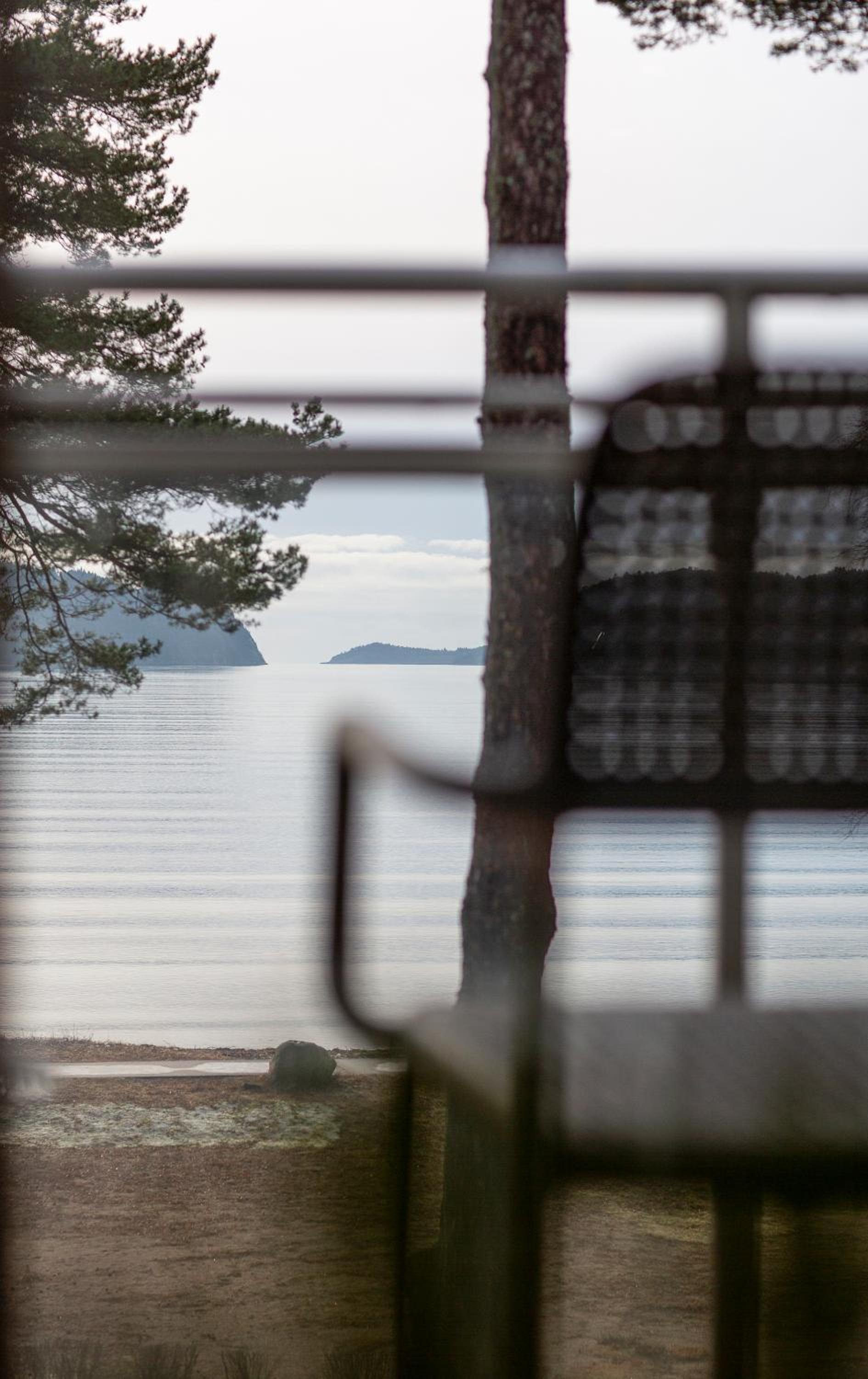 Double Room with Balcony and Sea View - Photo 3
