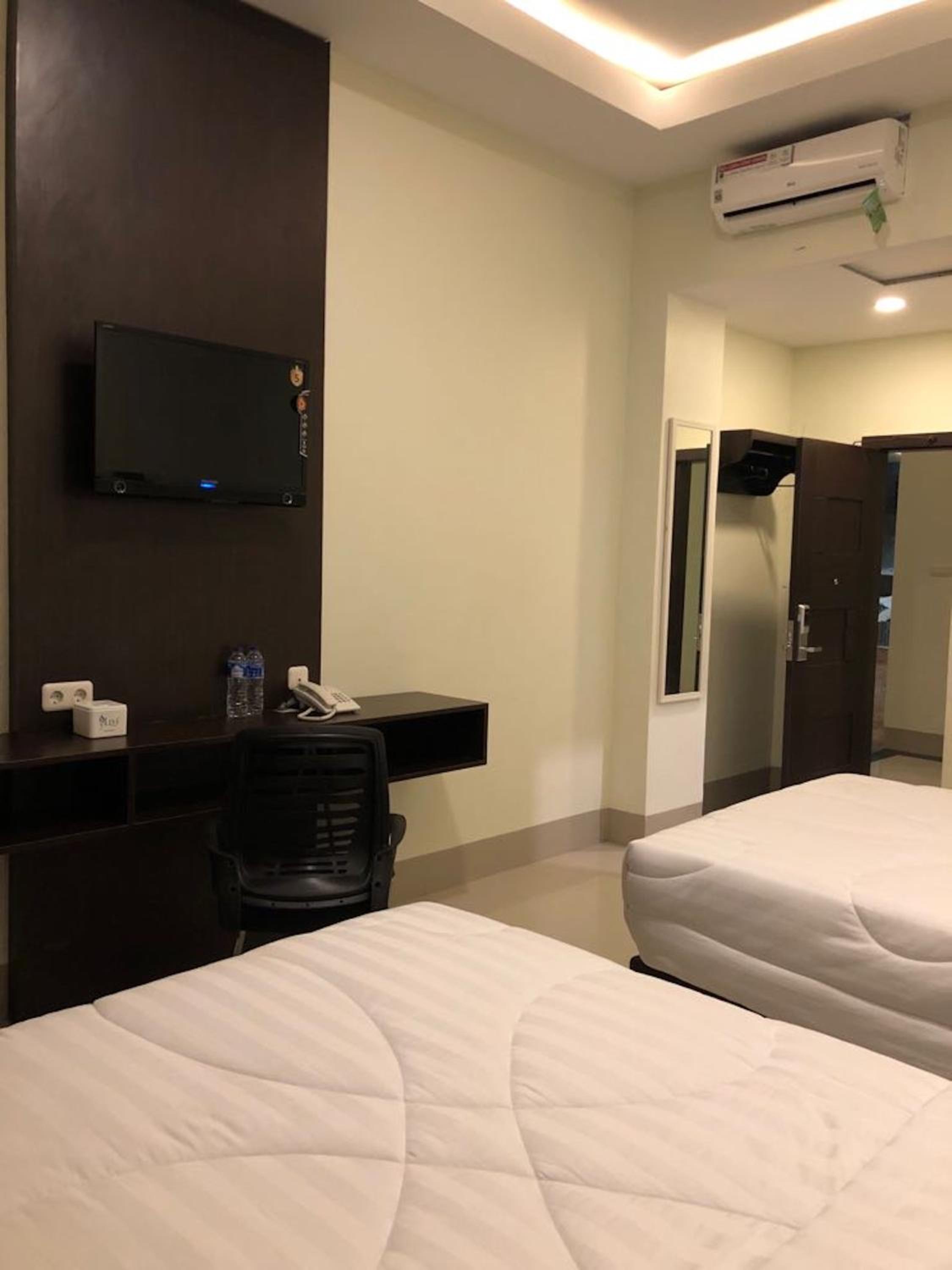 Deluxe Double Room - Photo 7