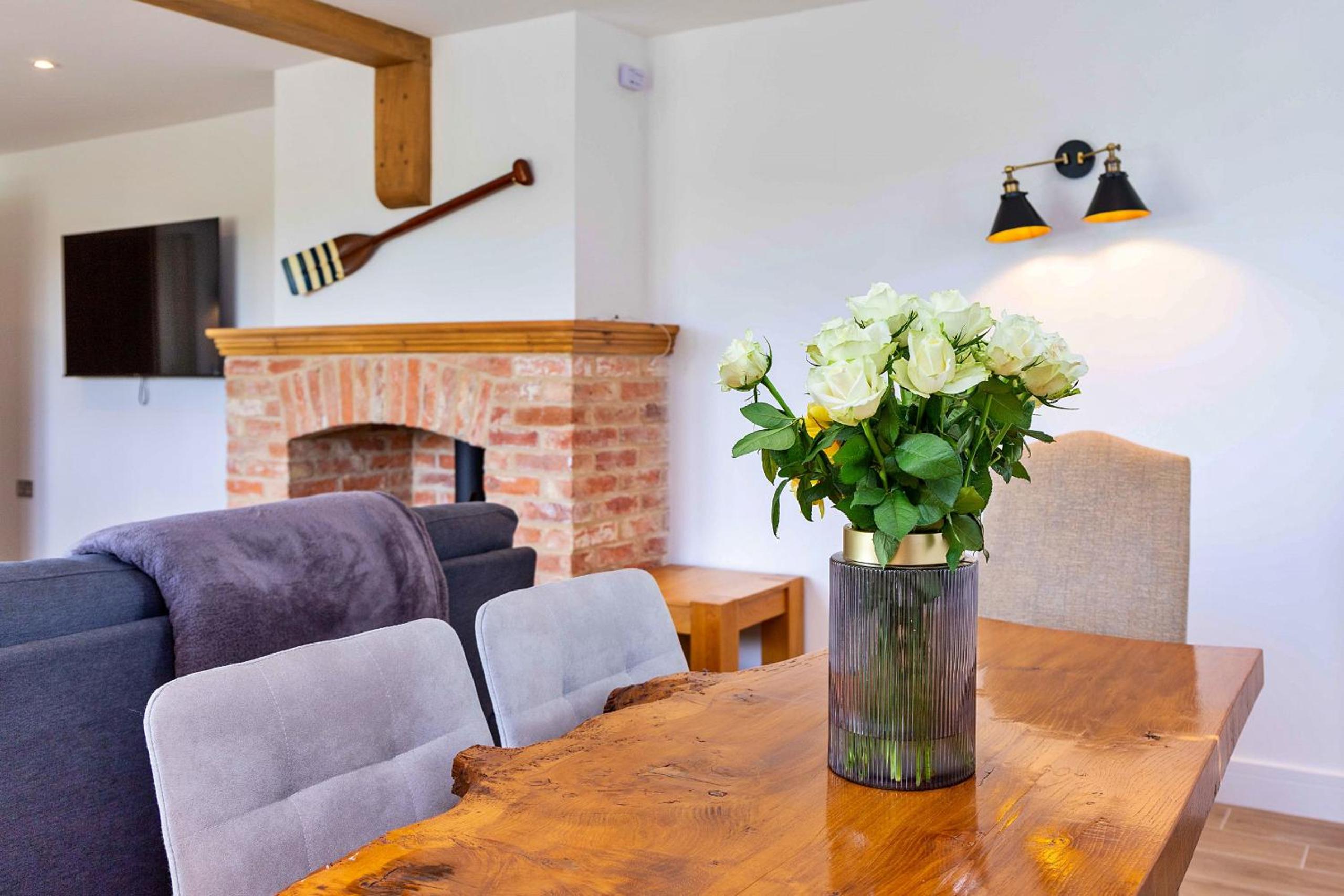 Three-Bedroom House photo 2