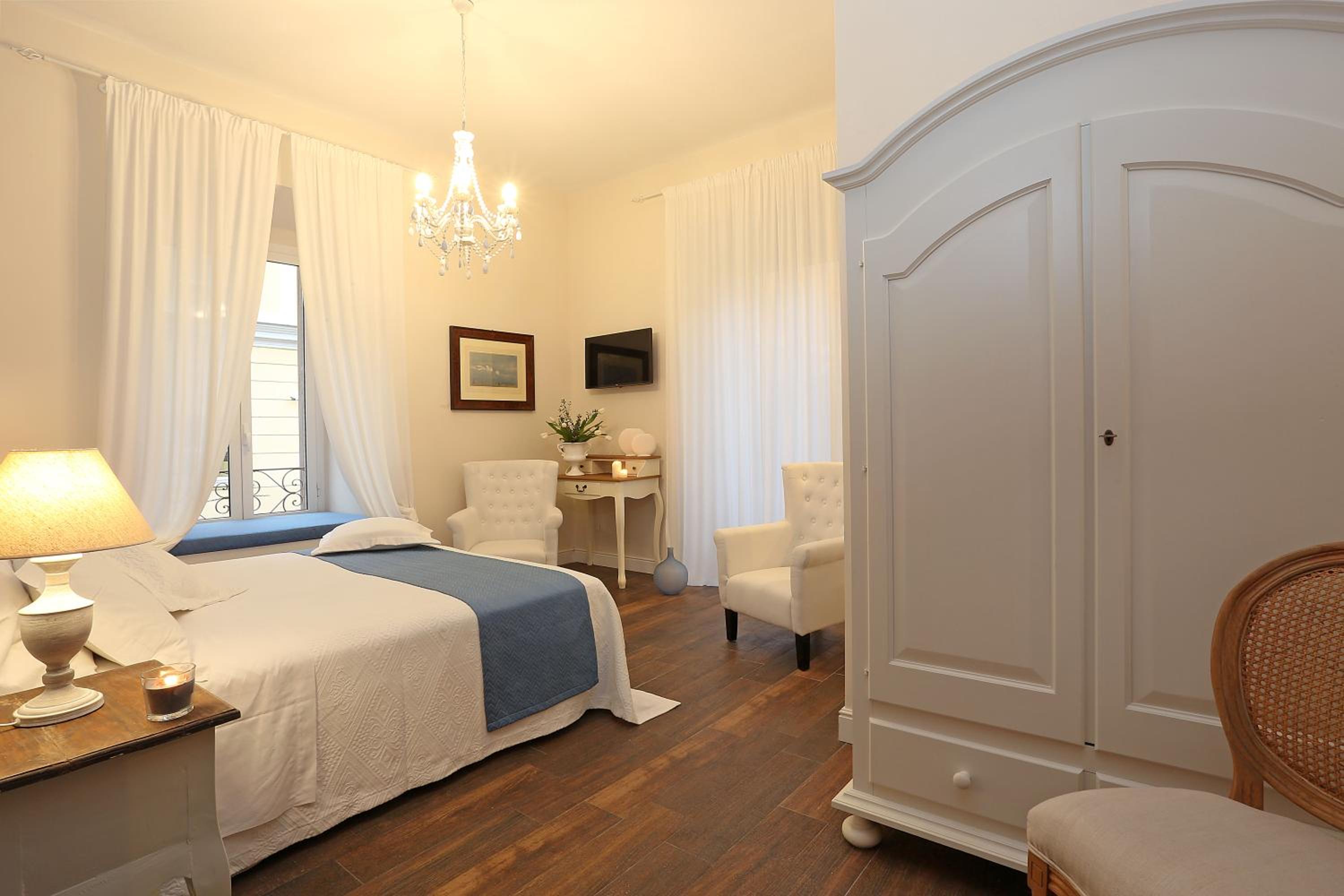 Double Room photo 2