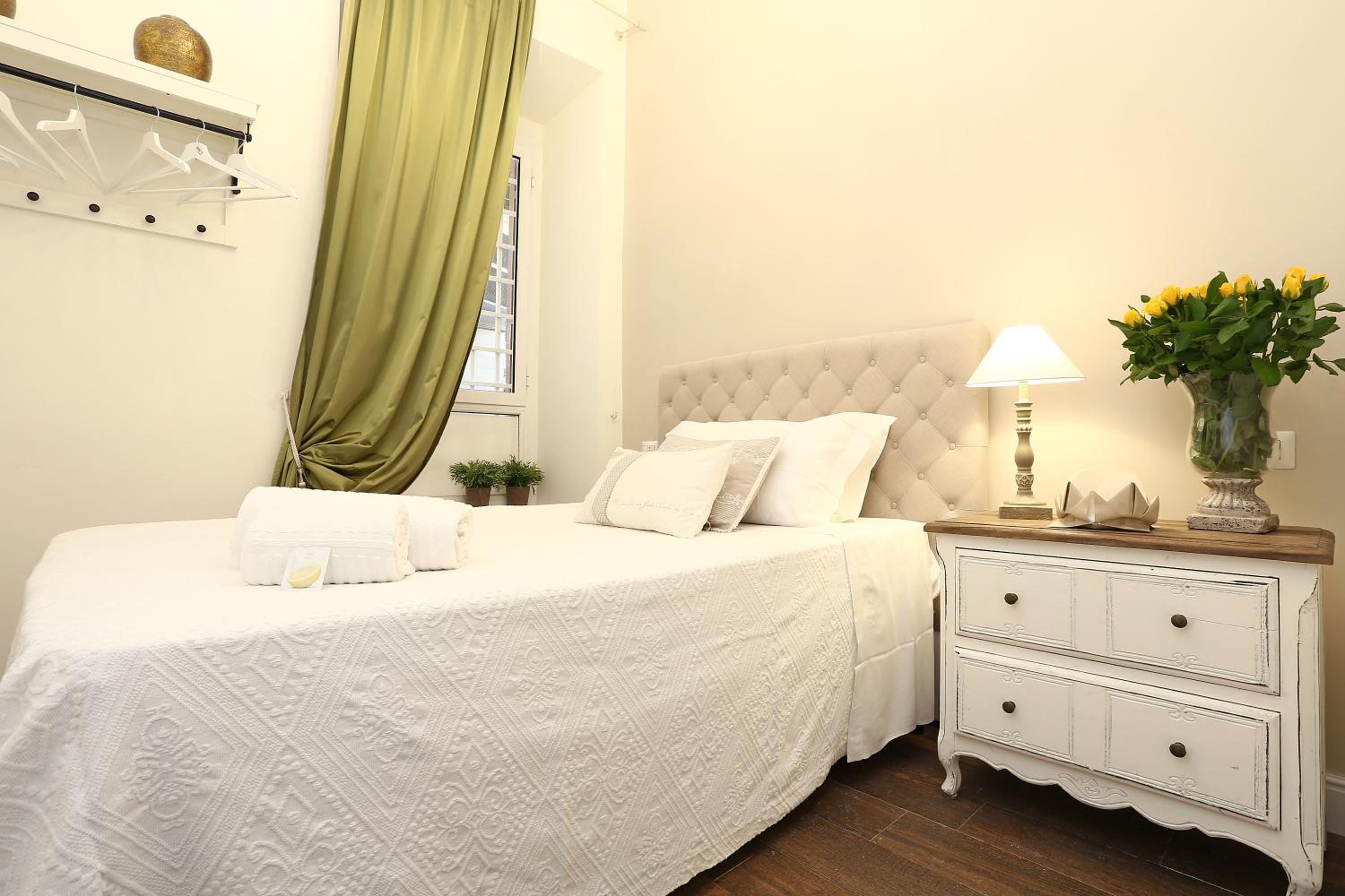 Single Room photo 2