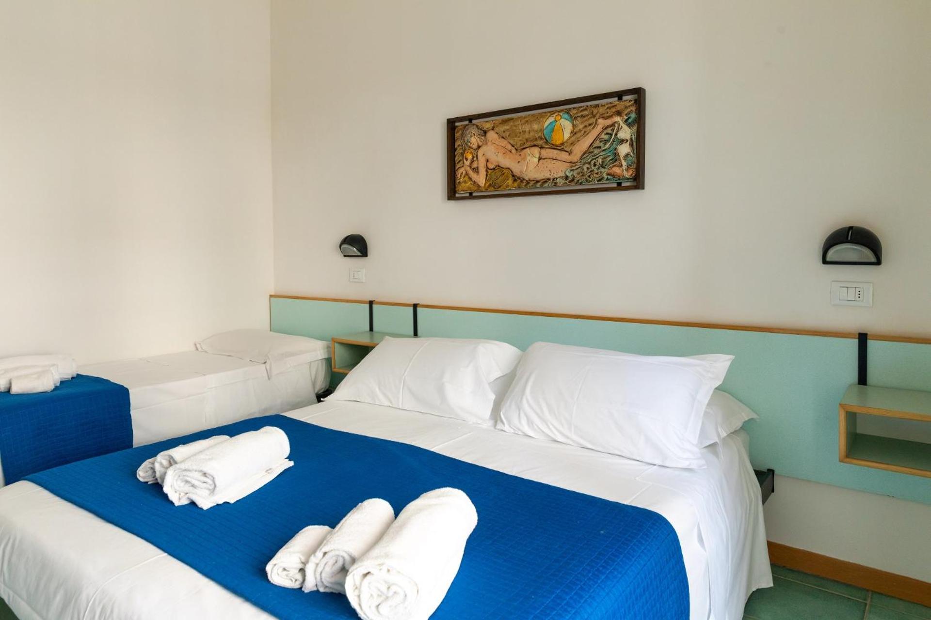 Economy Triple Room with Balcony - Photo 1