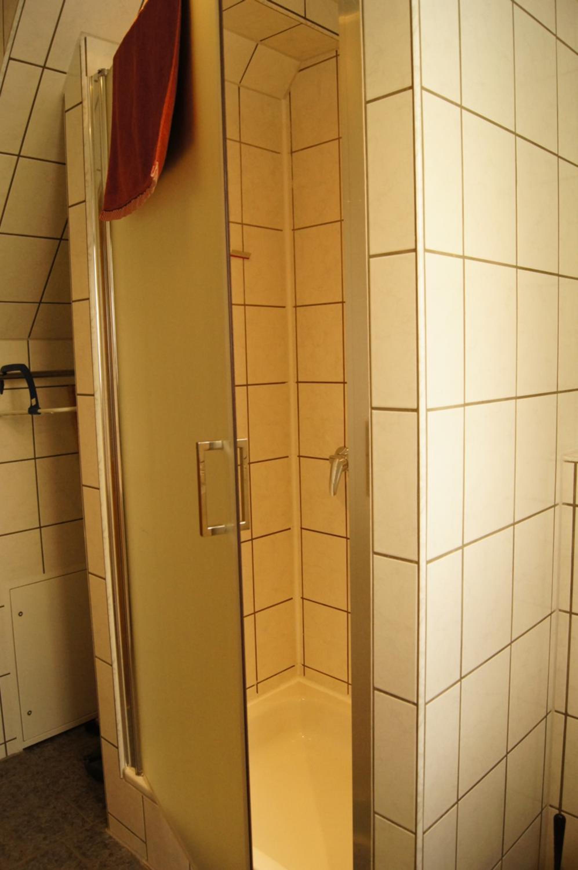Two-Bedroom Apartment - Photo 5