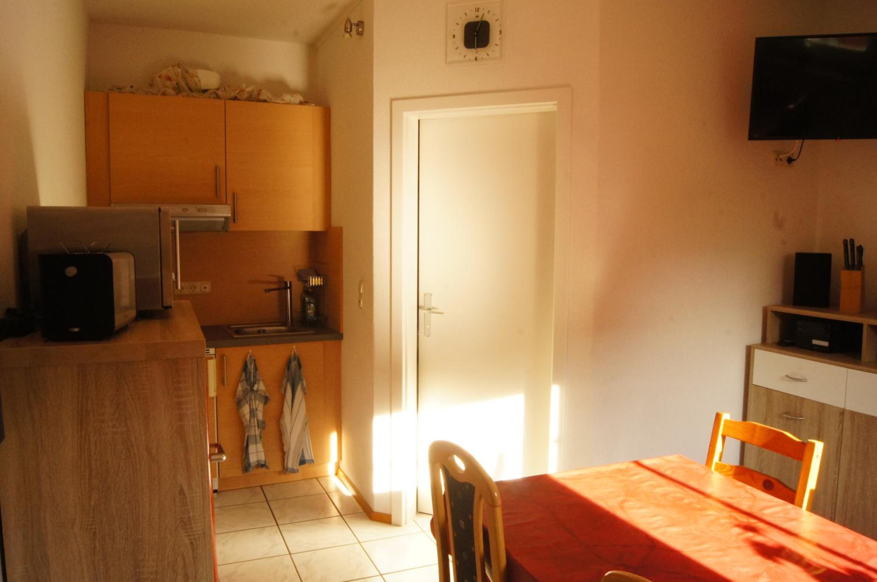Two-Bedroom Apartment - Photo 9