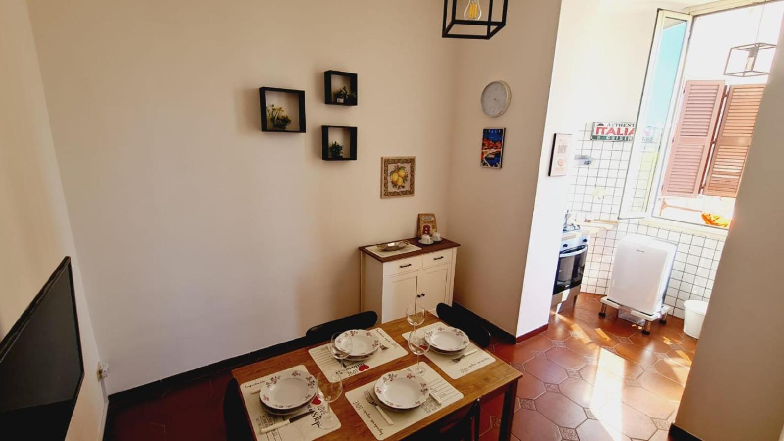 Three-Bedroom Apartment photo 3