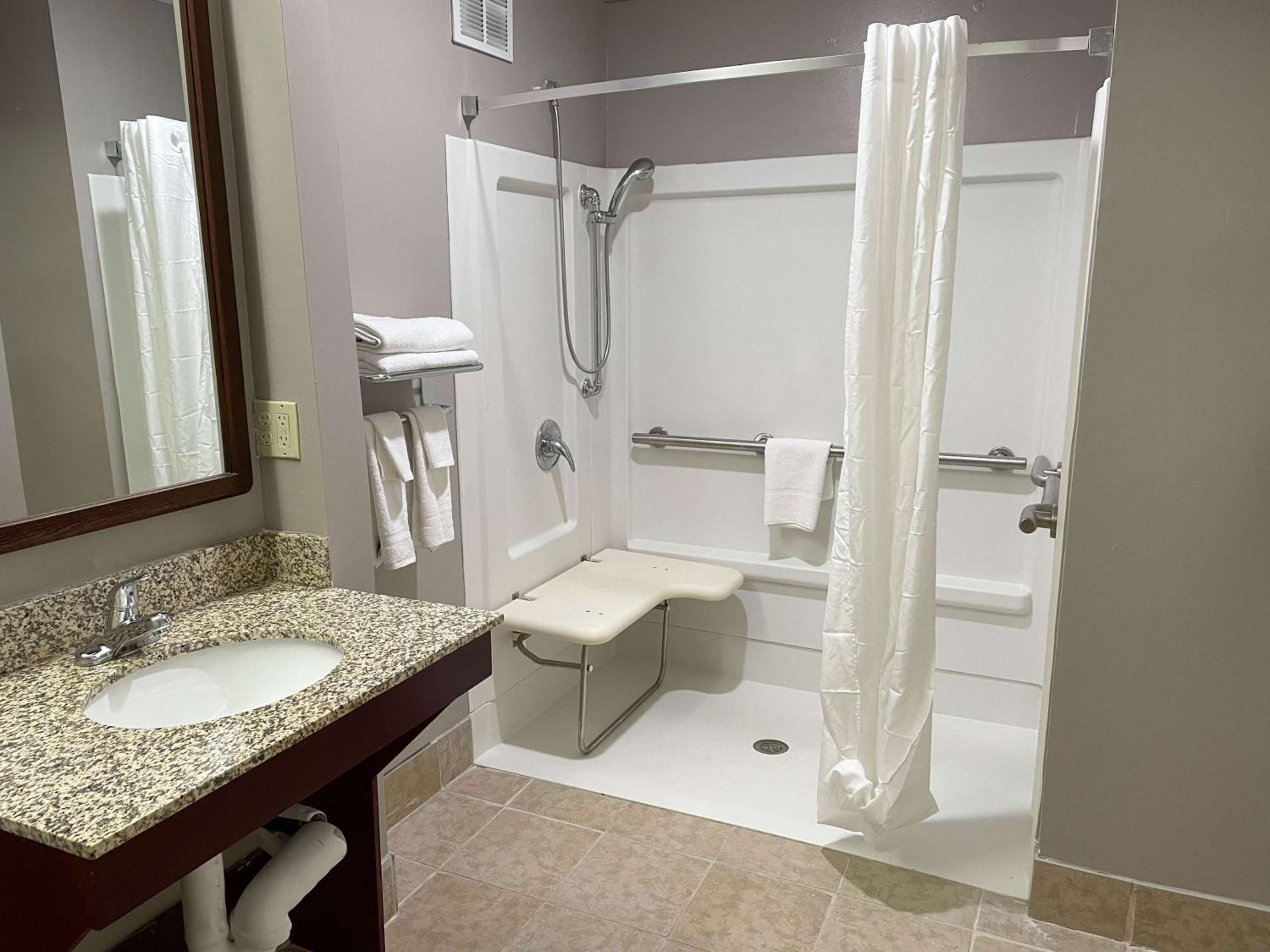 Quadruple Room - Disability Access - Non-Smoking