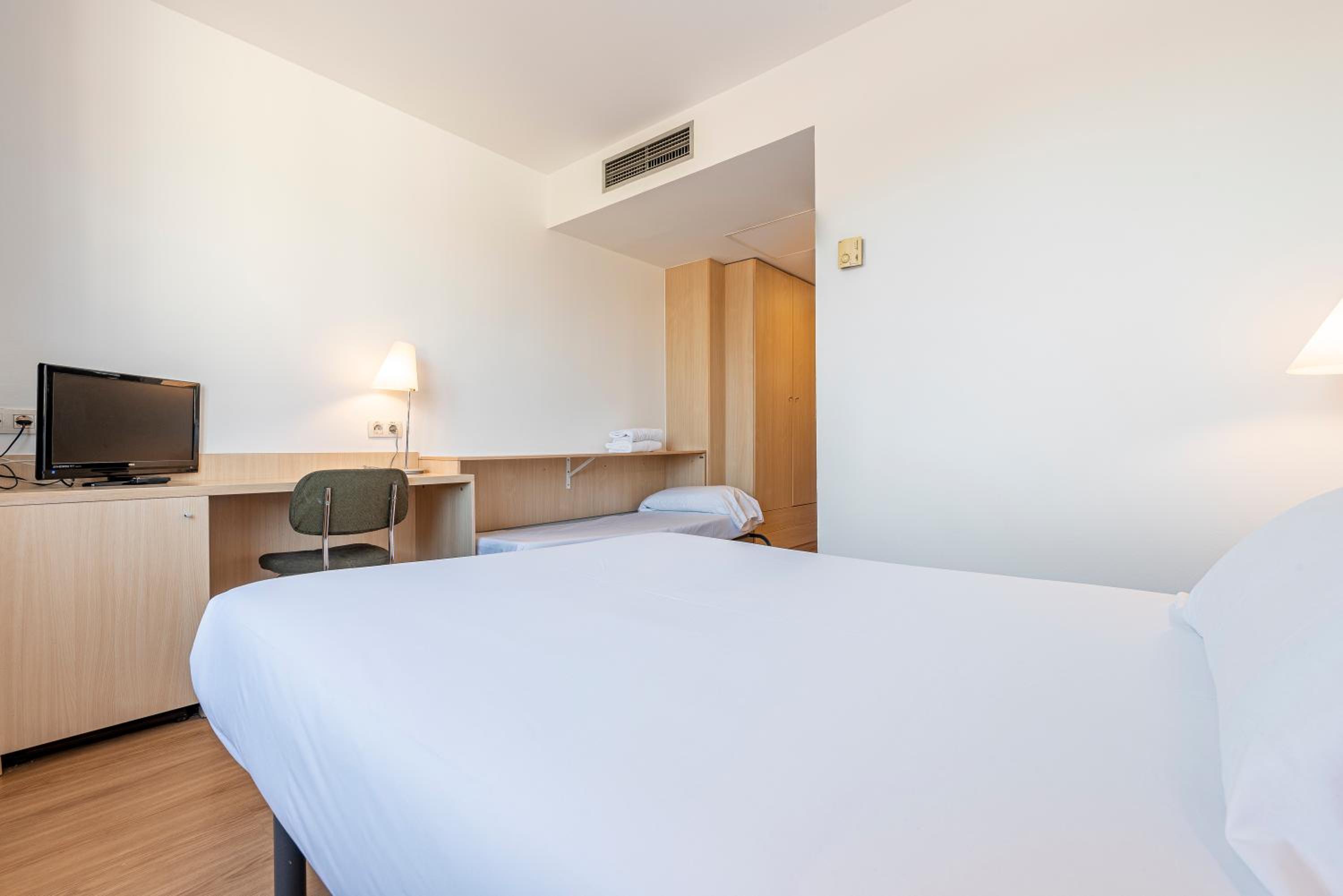 Triple Room - Photo 1