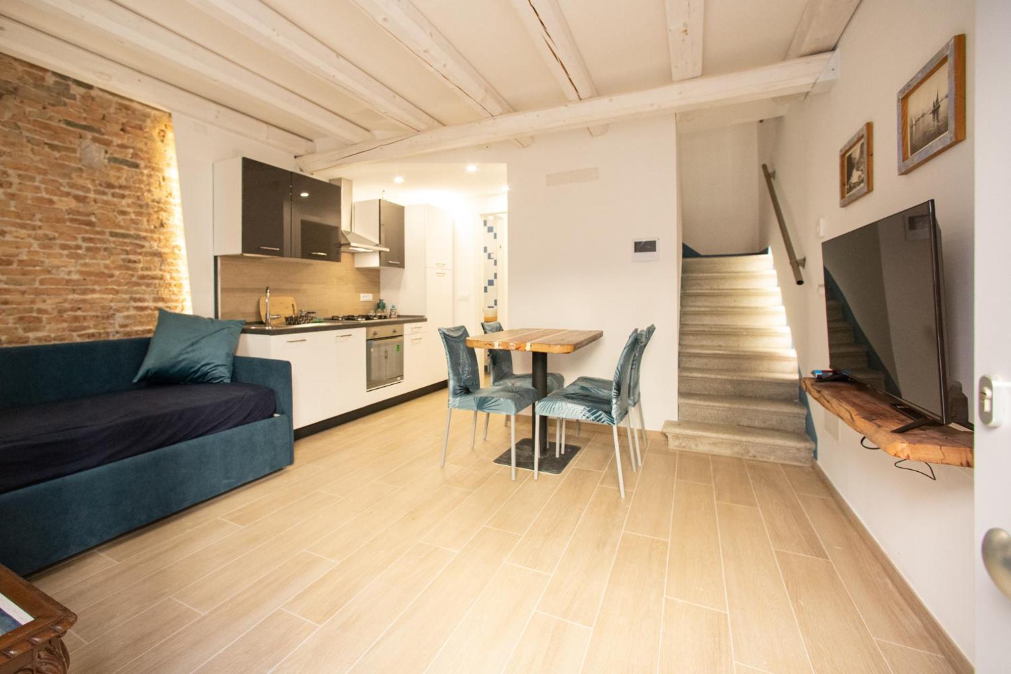 Apartment photo 1