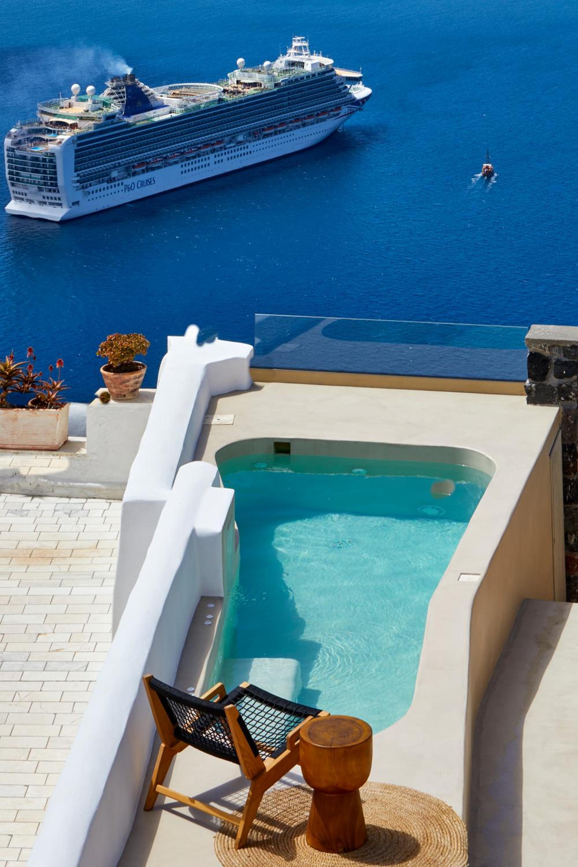 Sunset Suite with Outdoor Heated Private Pool photo 2