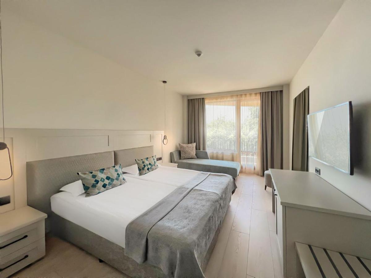 Double room with Park View – Free Private Beach Access photo 1
