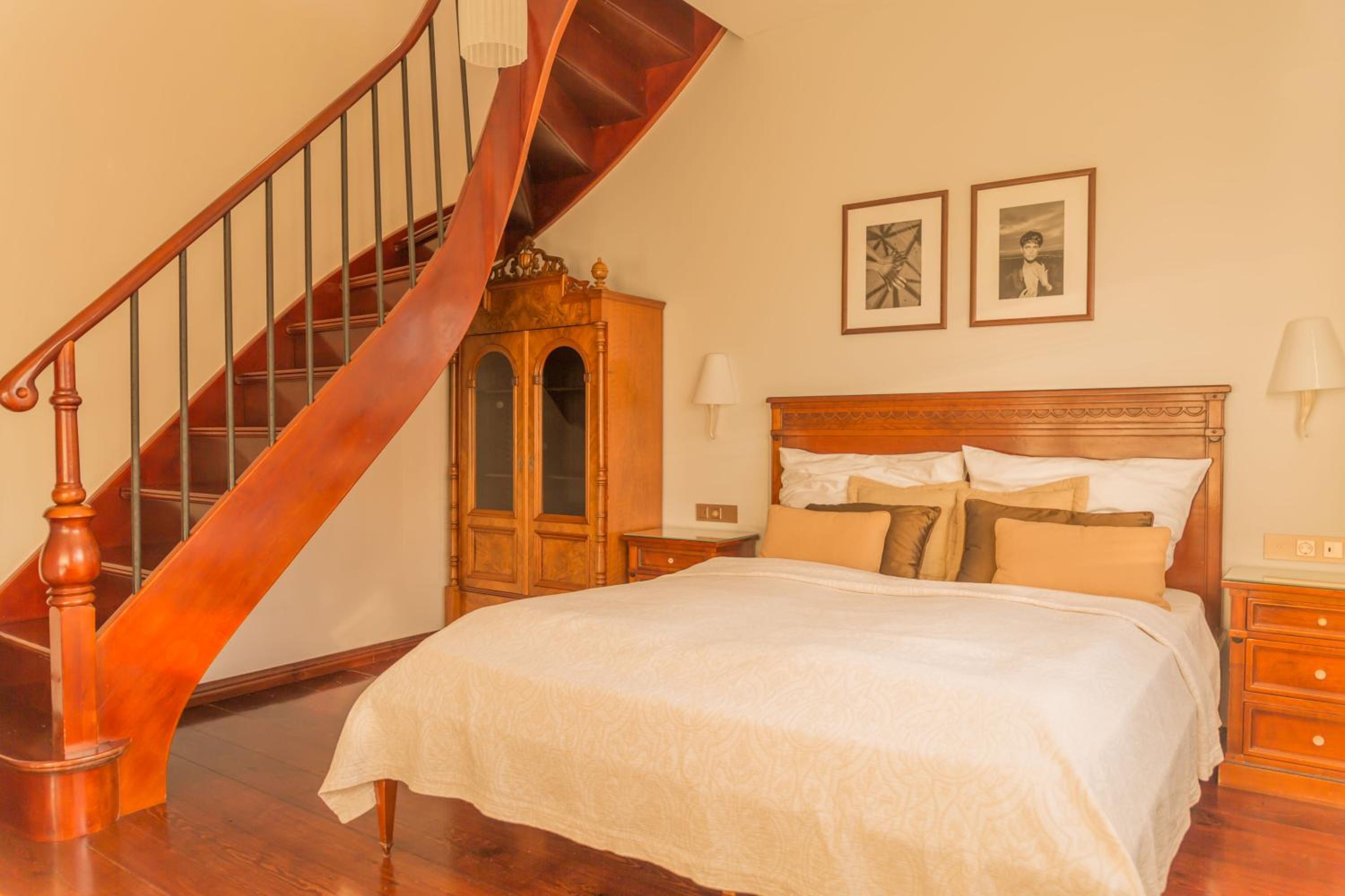 Tower Suite photo 2
