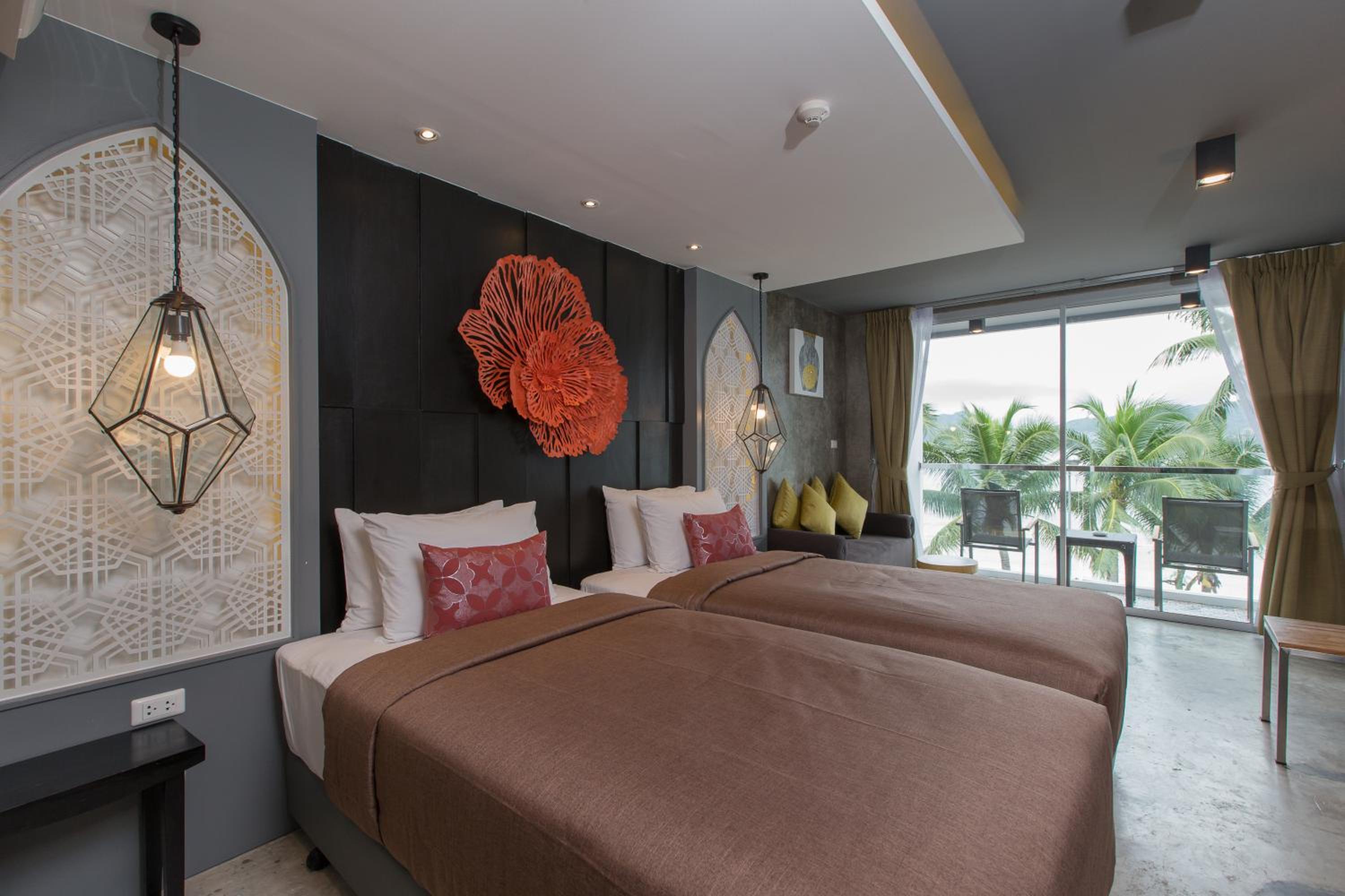 Connecting Studios with Sea View