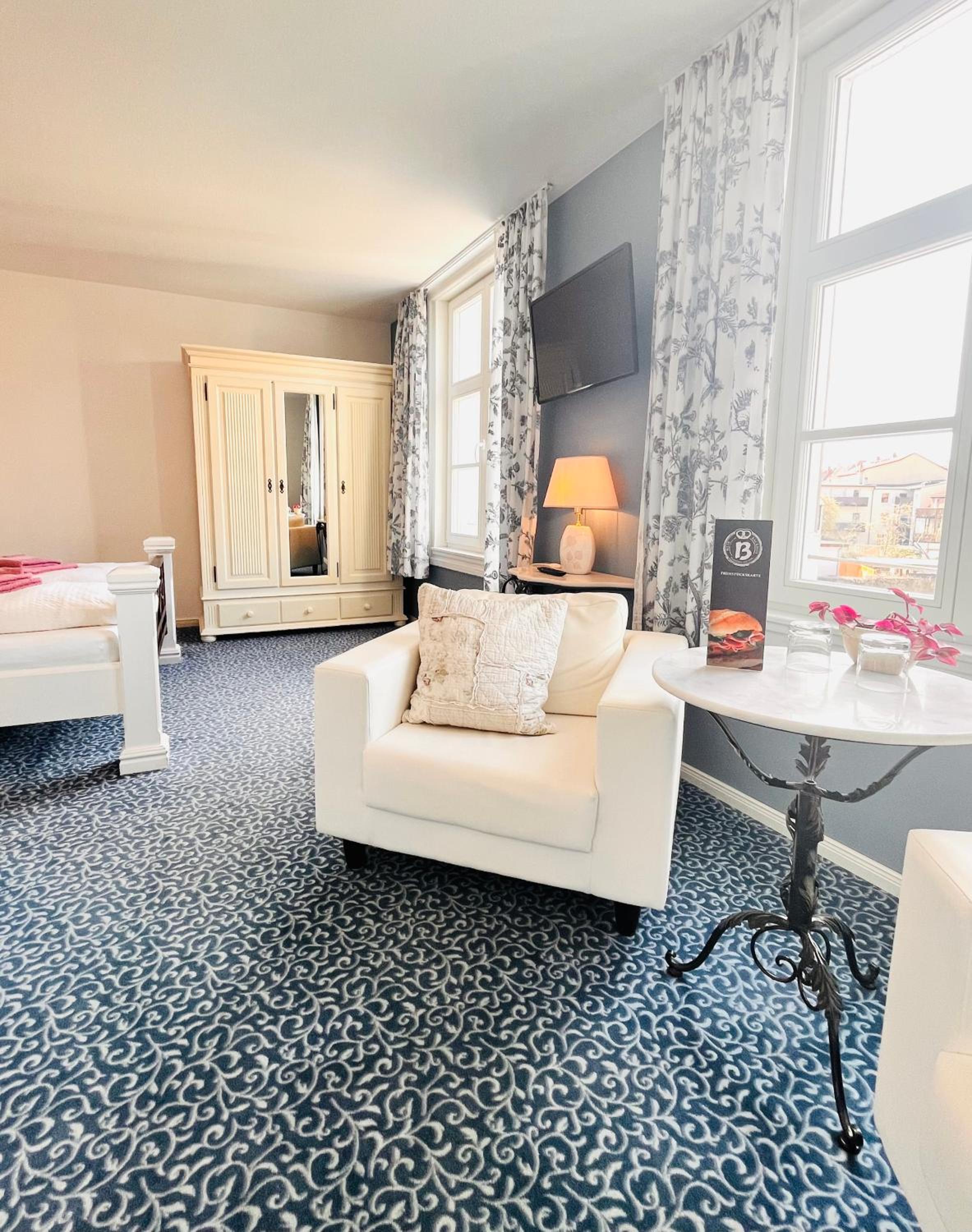 Double Room - Photo 1