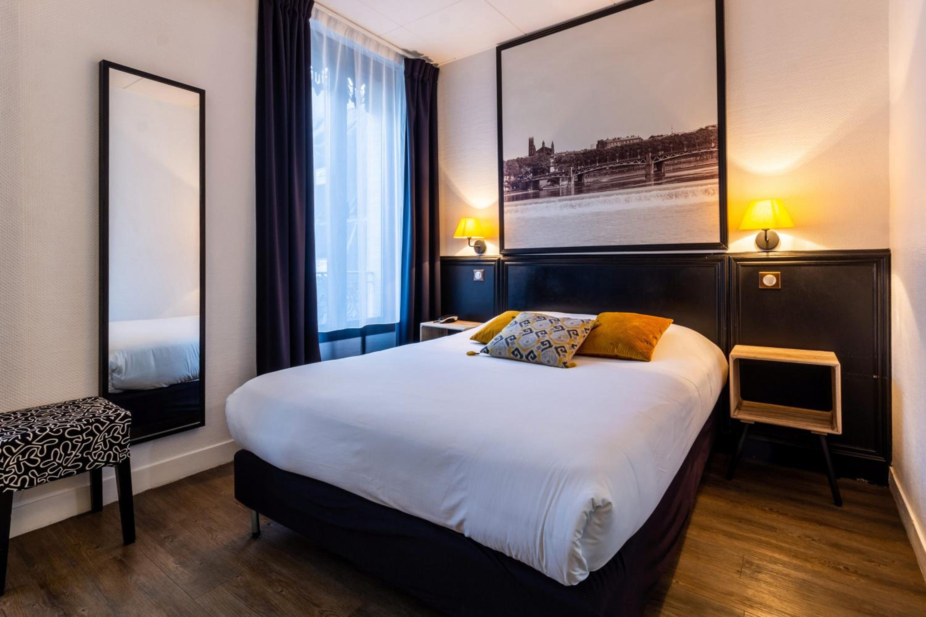 Comfort Double Room - Photo 9