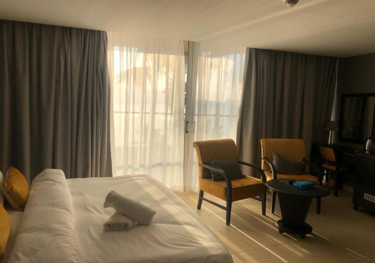 King Room with Sea View - Photo 5