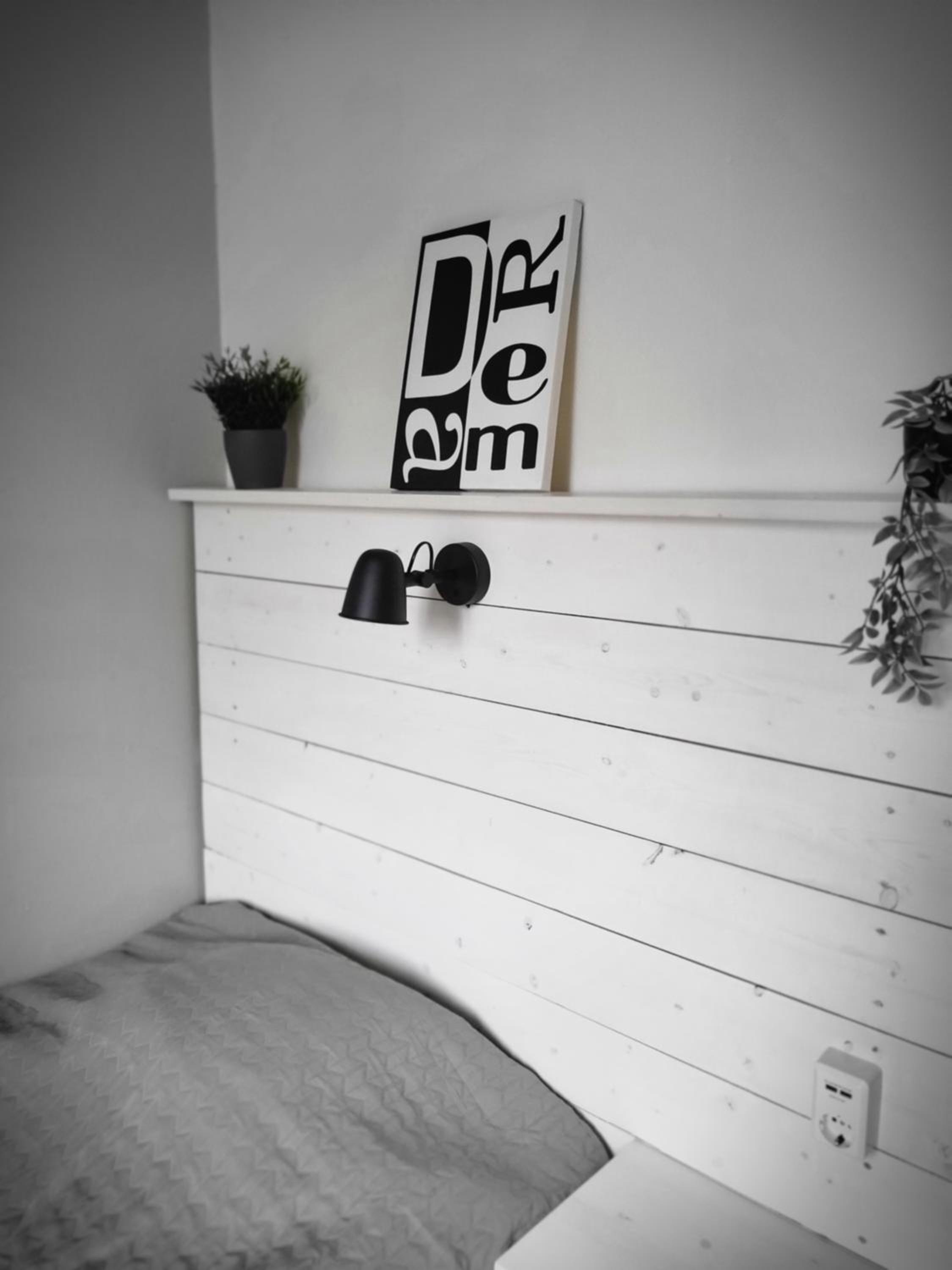 Standard Single Room with Shared Bathroom photo 3