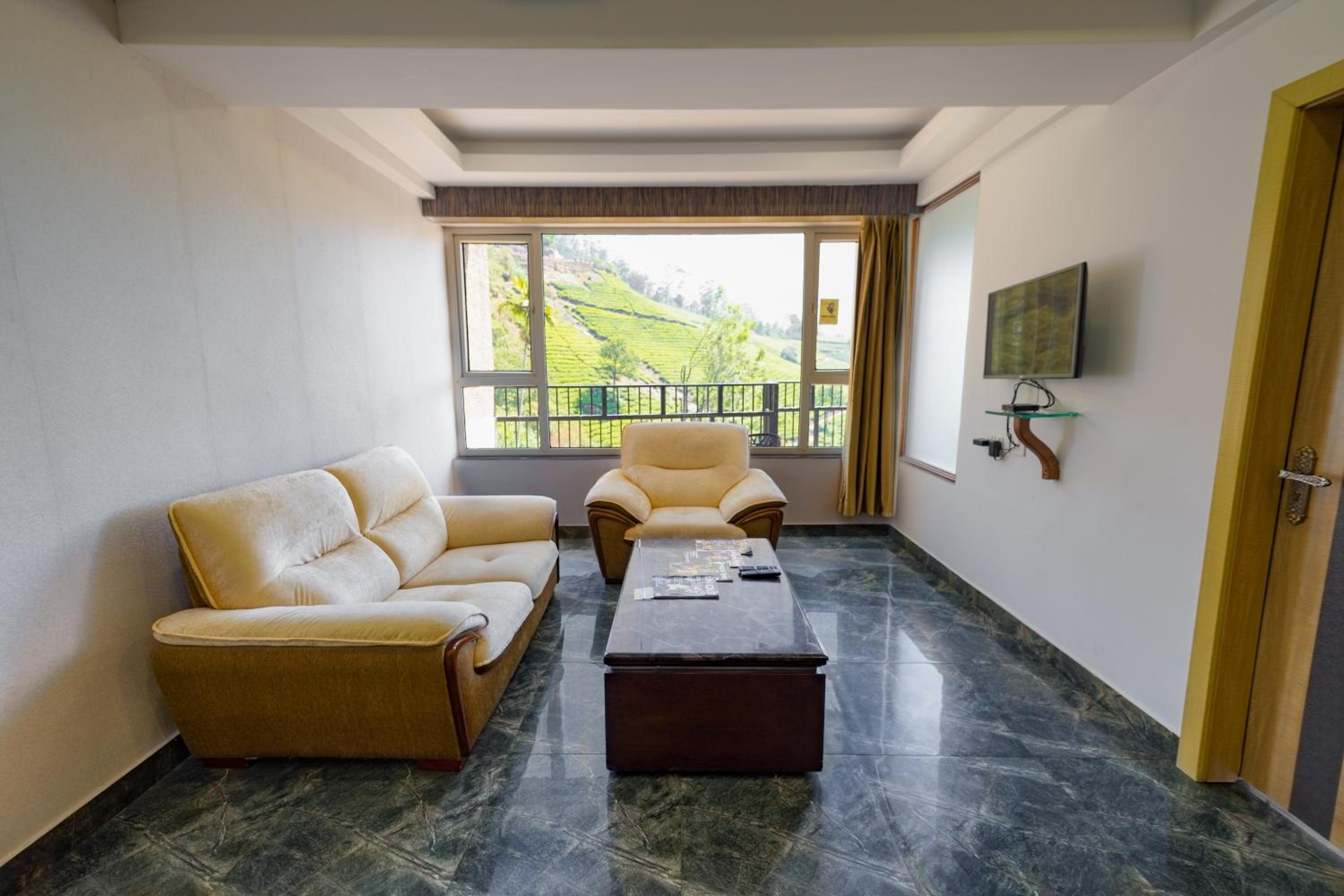 Premium Room with Complimentary Adventure Activities and 100 Spread Breakfast Premium Room with Complimentary Adventure Activities and 100 Spread Breakfast