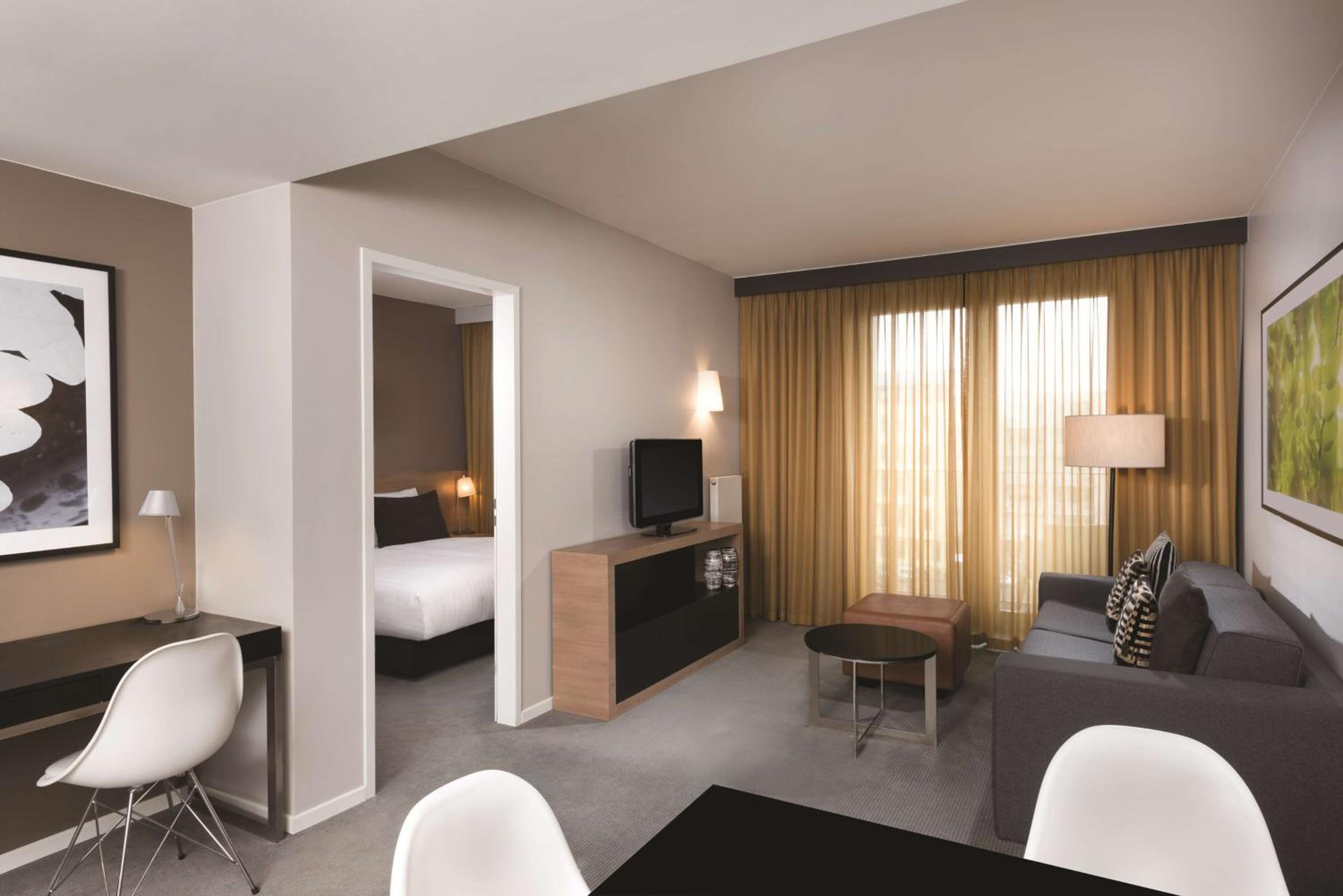 One-Bedroom Apartment - Photo 1