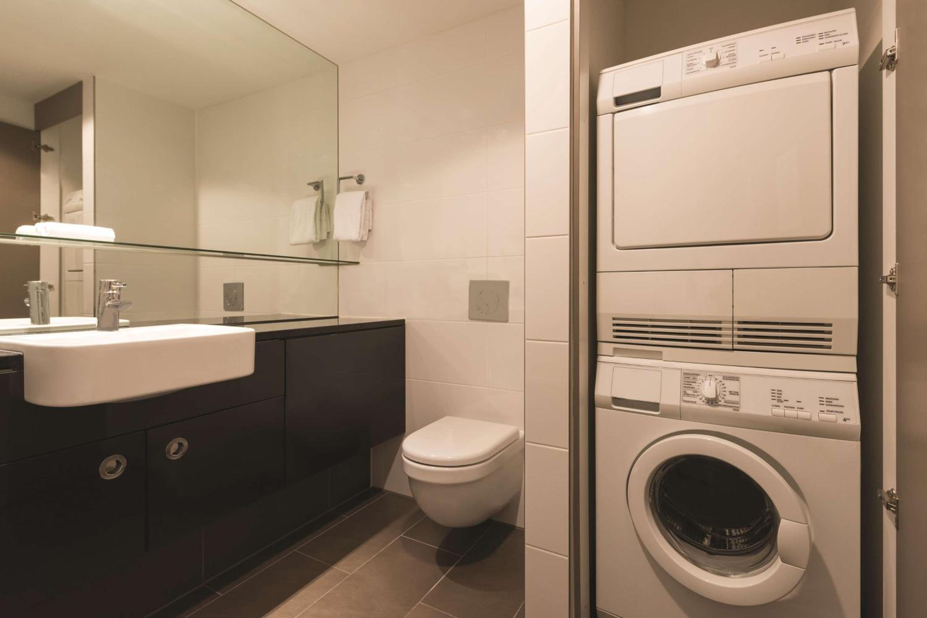 One-Bedroom Apartment - Photo 10