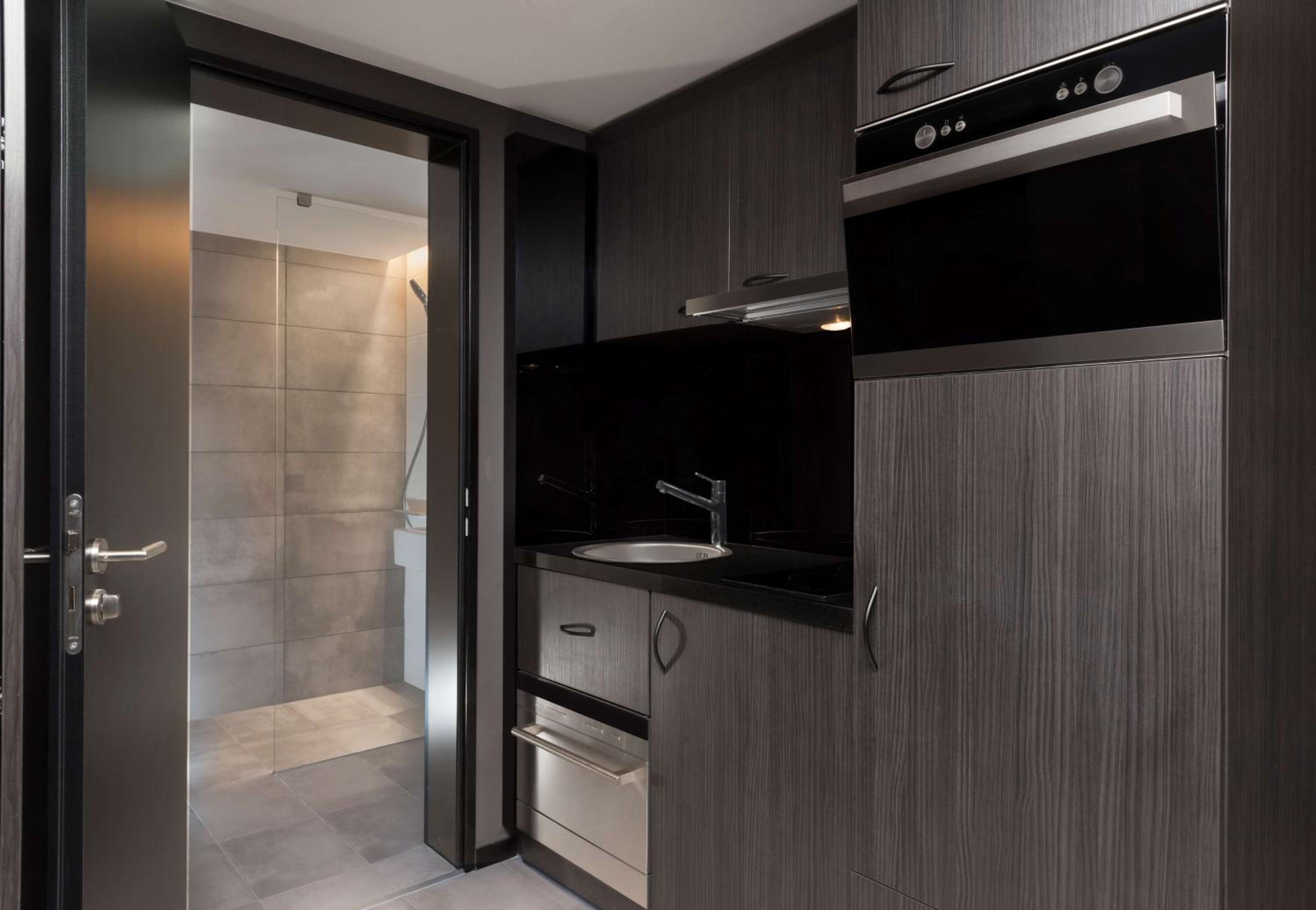 Two-Bedroom Interconnecting Premier Apartment