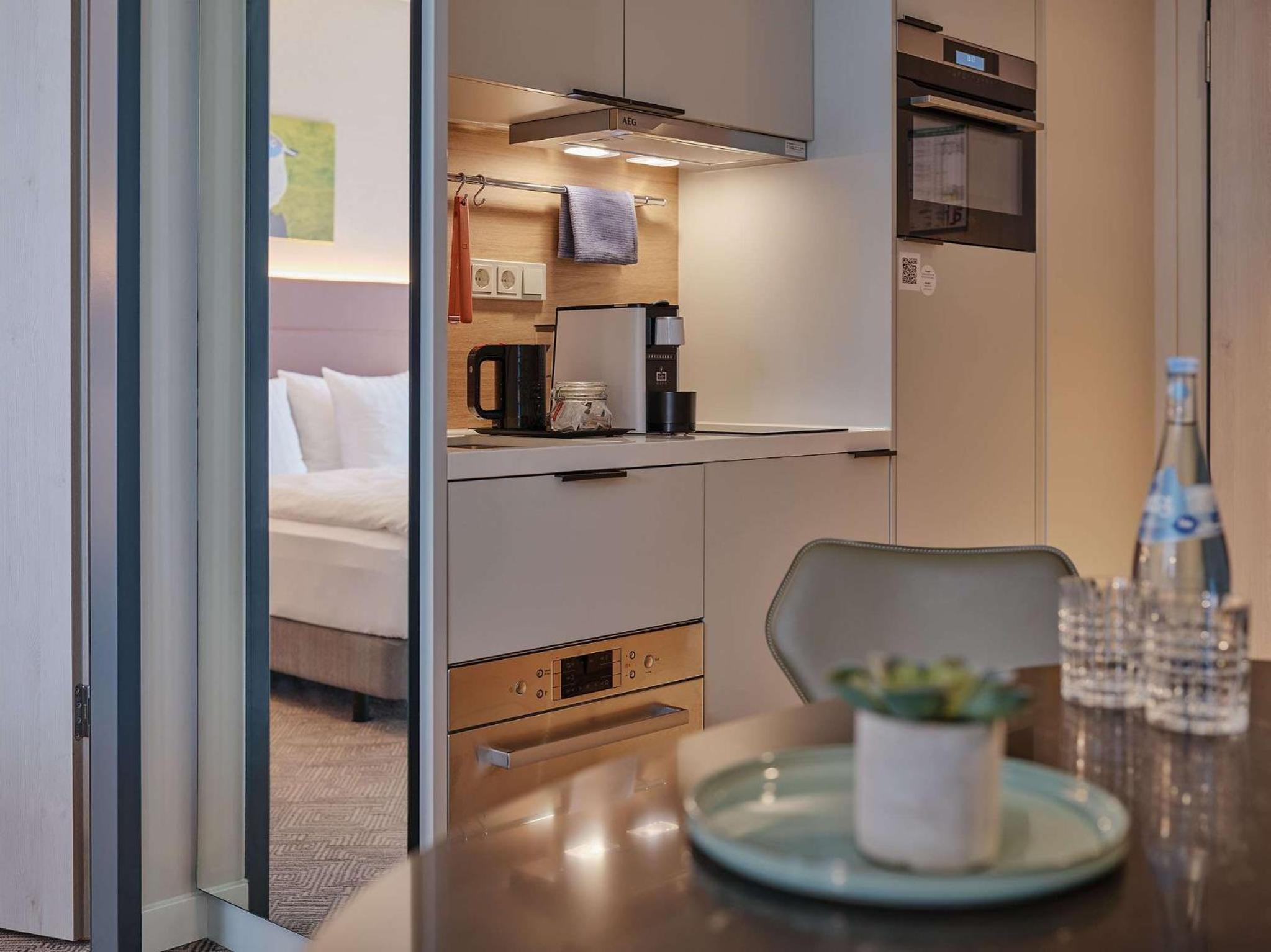 One Bedroom Apartment - Photo 4