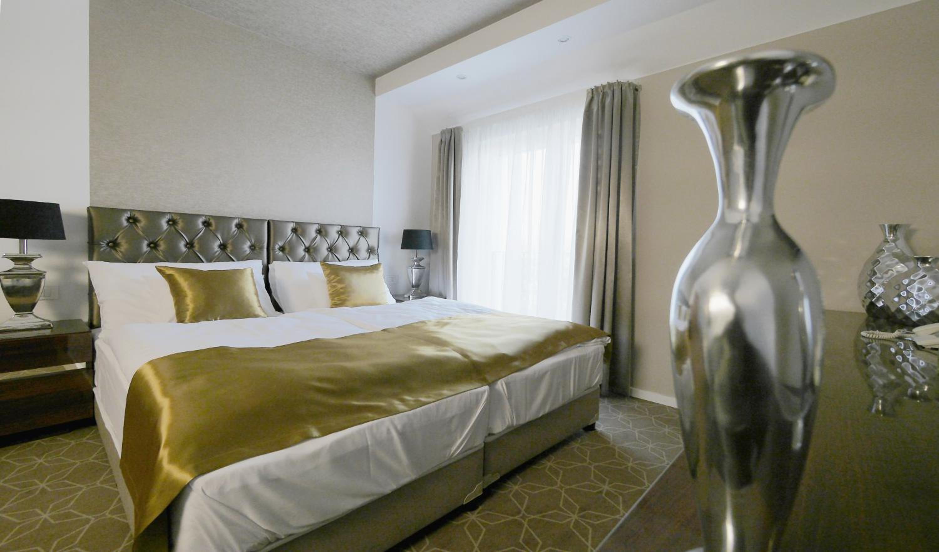 Standard Double or Twin Room - Photo 1