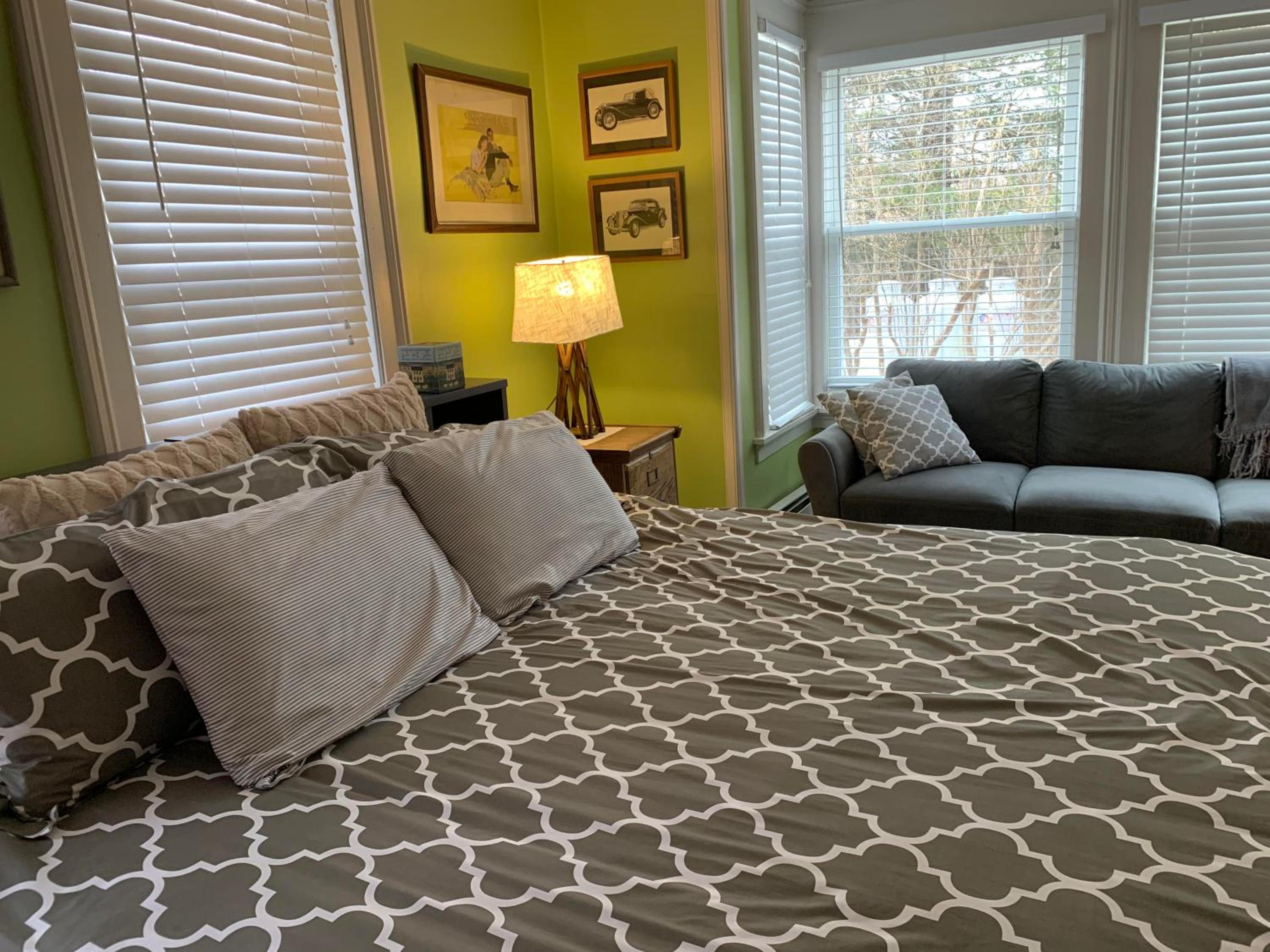 Standard King Room