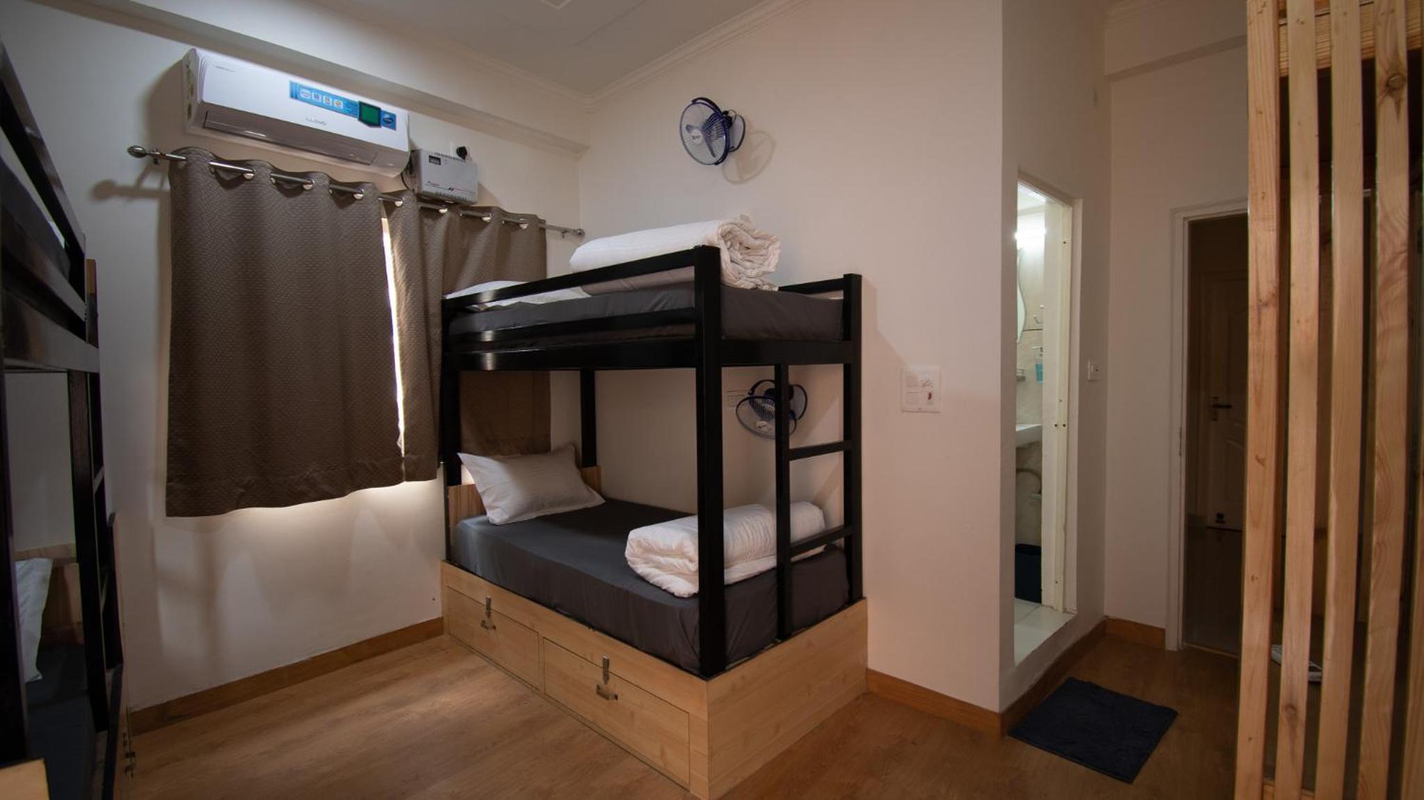 Bed In 6-Bed Mixed Dormitory Room
