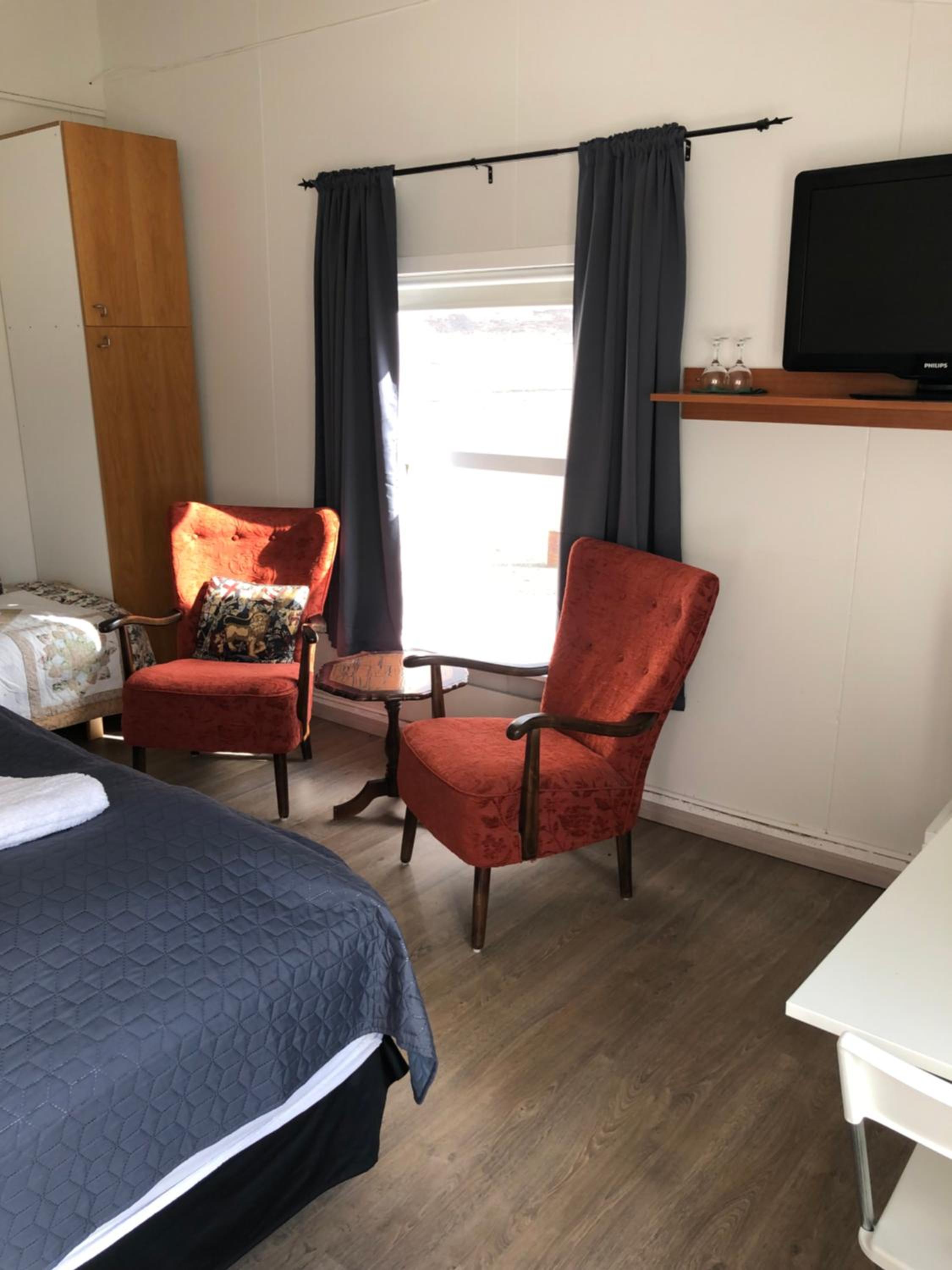 Economy Double Room - Photo 6