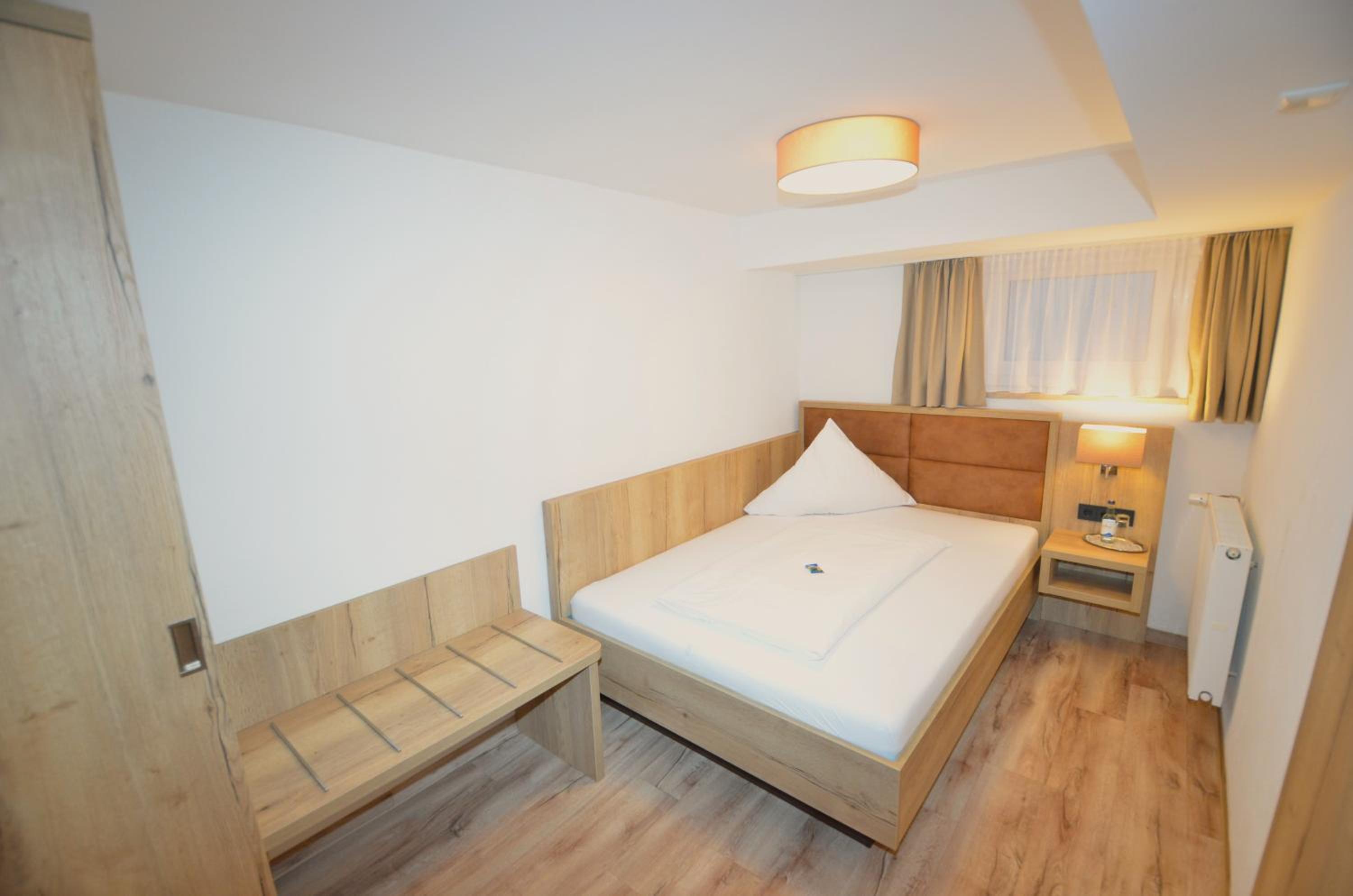 Junior Suite with Mountain View photo 2