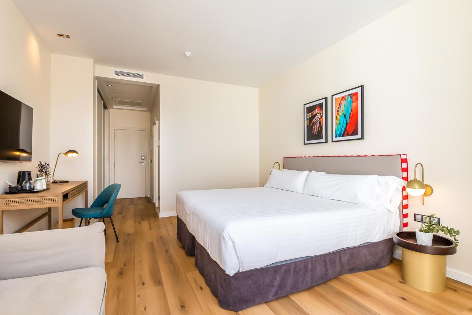 Standard Double Room - Photo 6