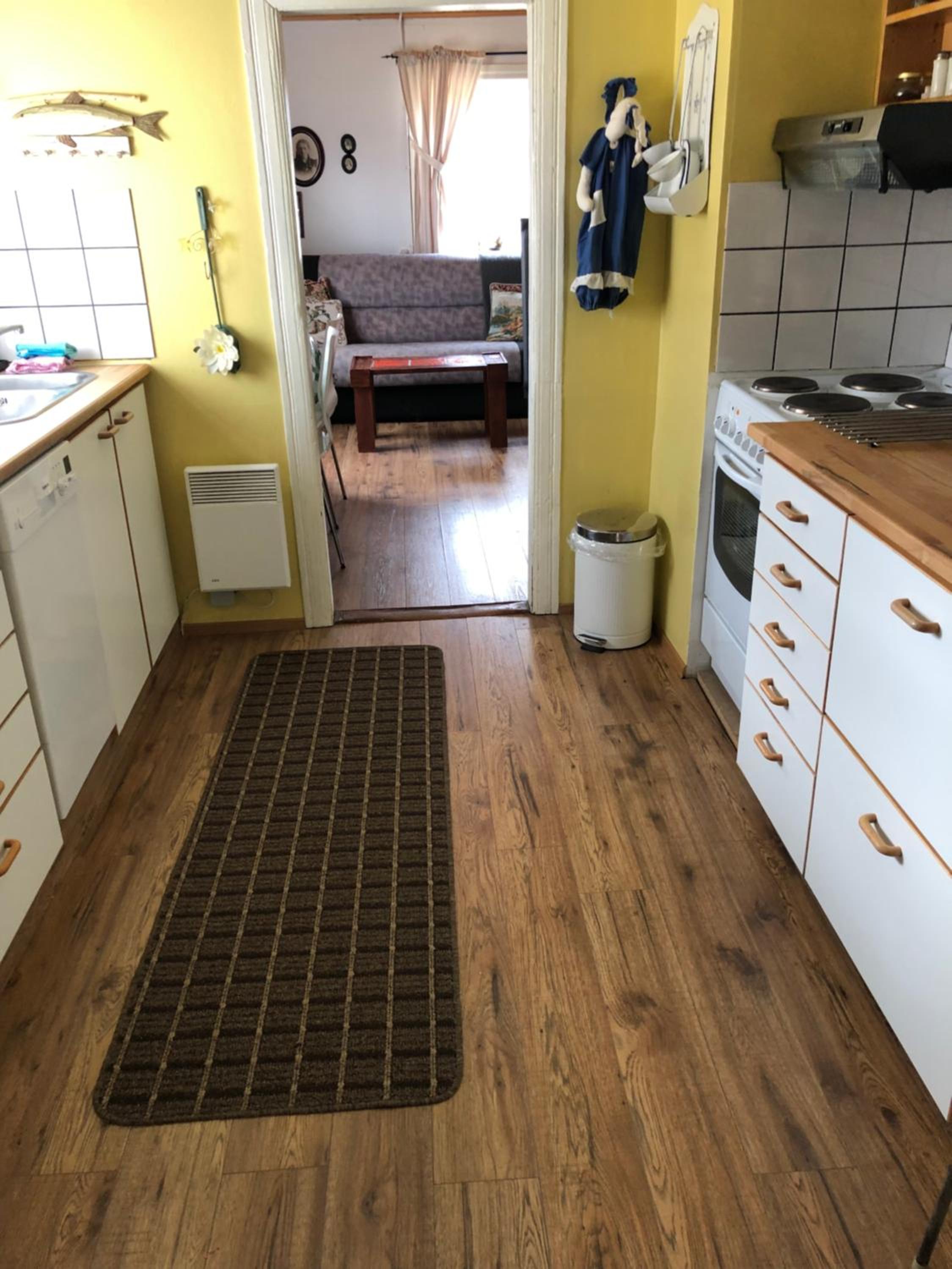 Three-Bedroom House - Photo 8