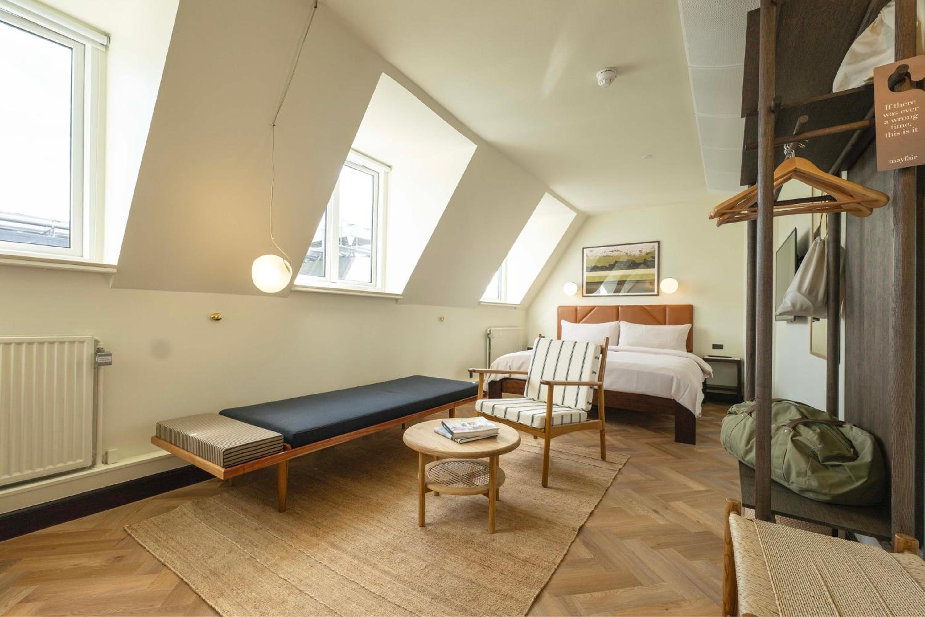 Deluxe King Room