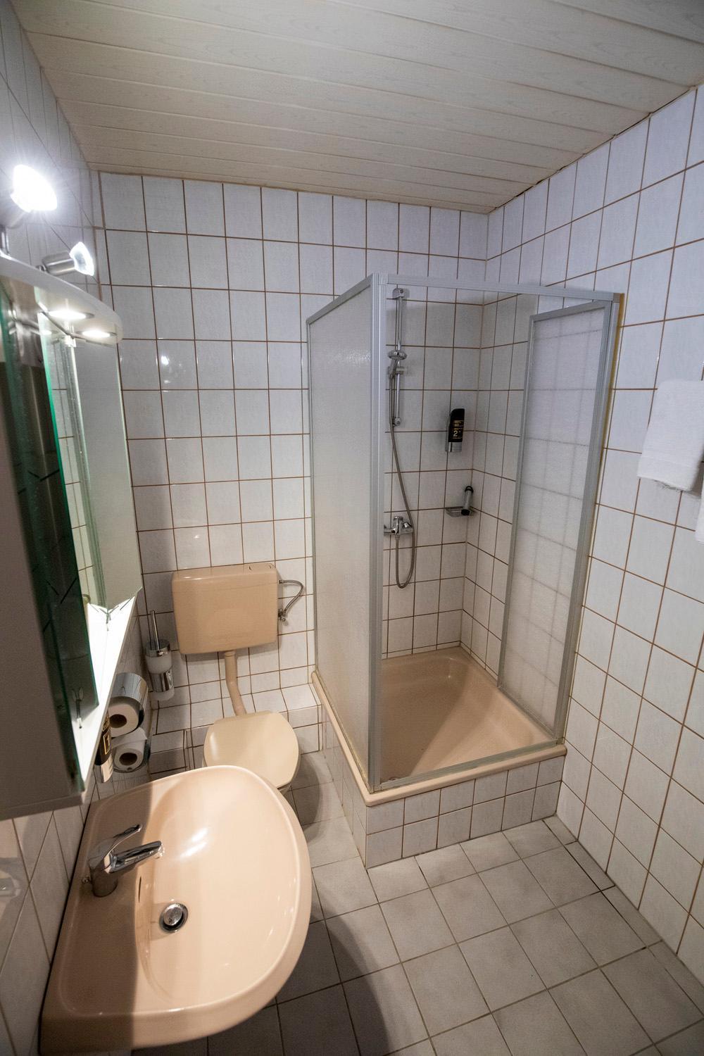 Budget Single Room photo 3