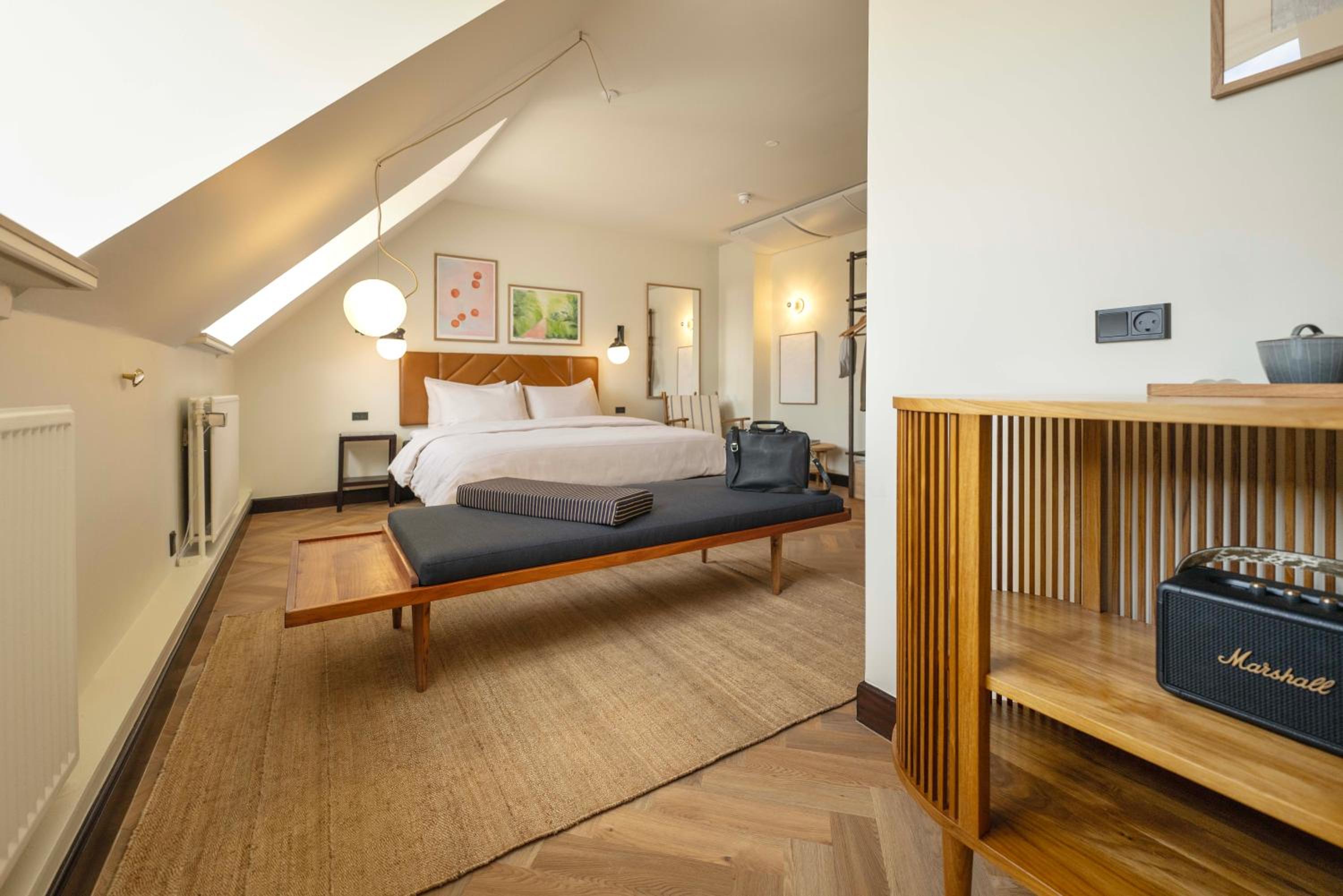Deluxe King Room