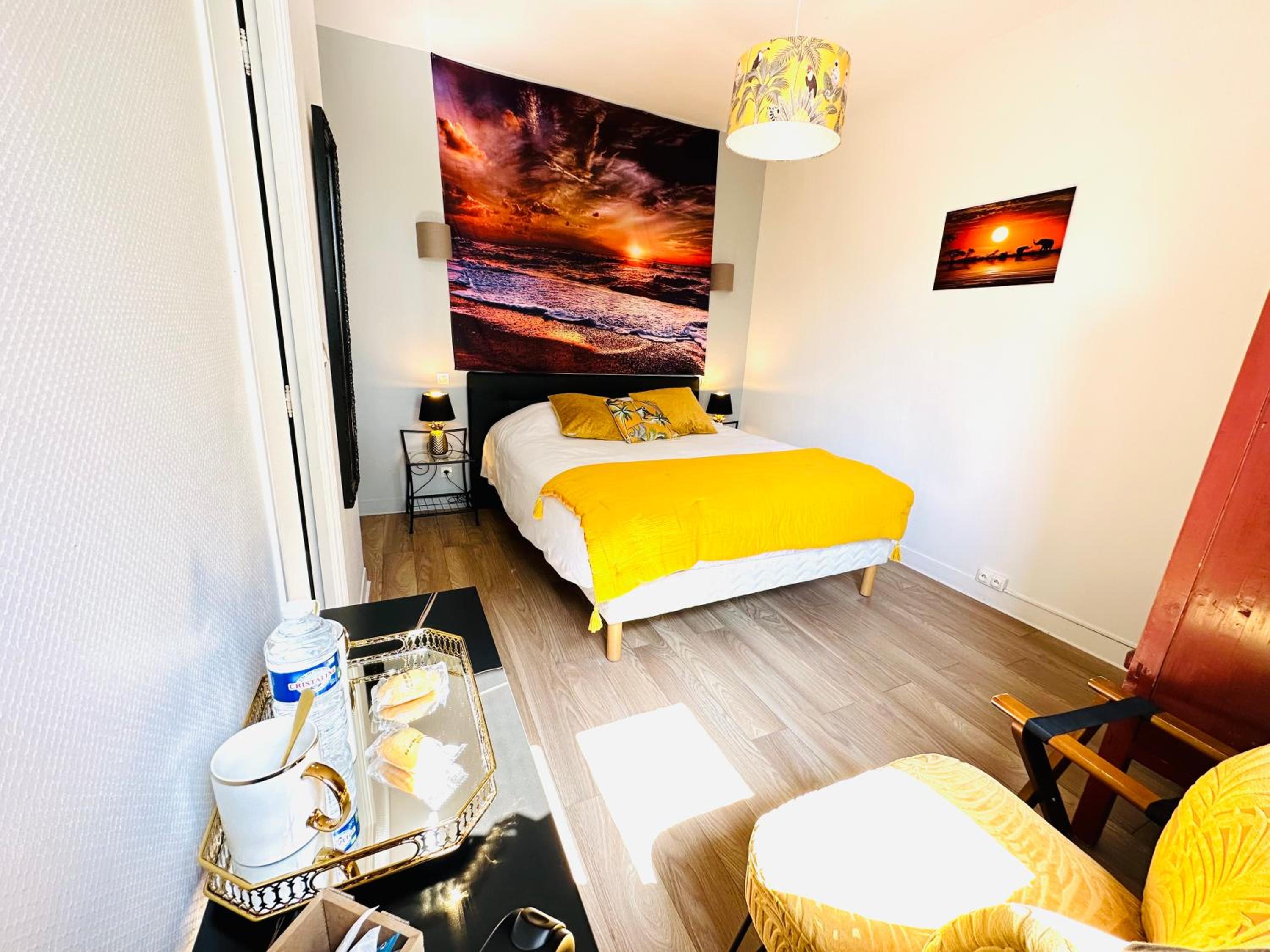 Double Room - Photo 8