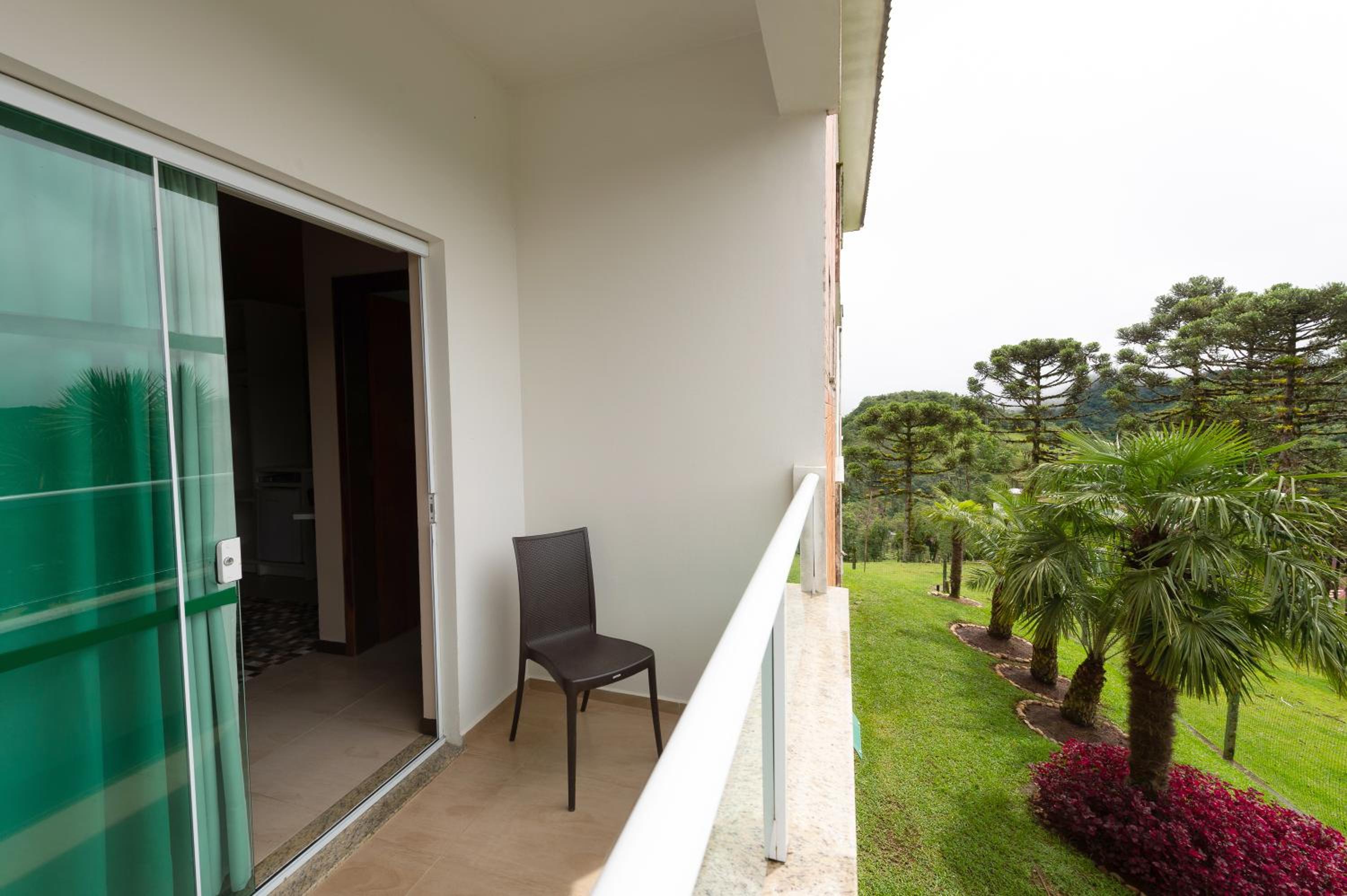 Apartment with Balcony photo 2