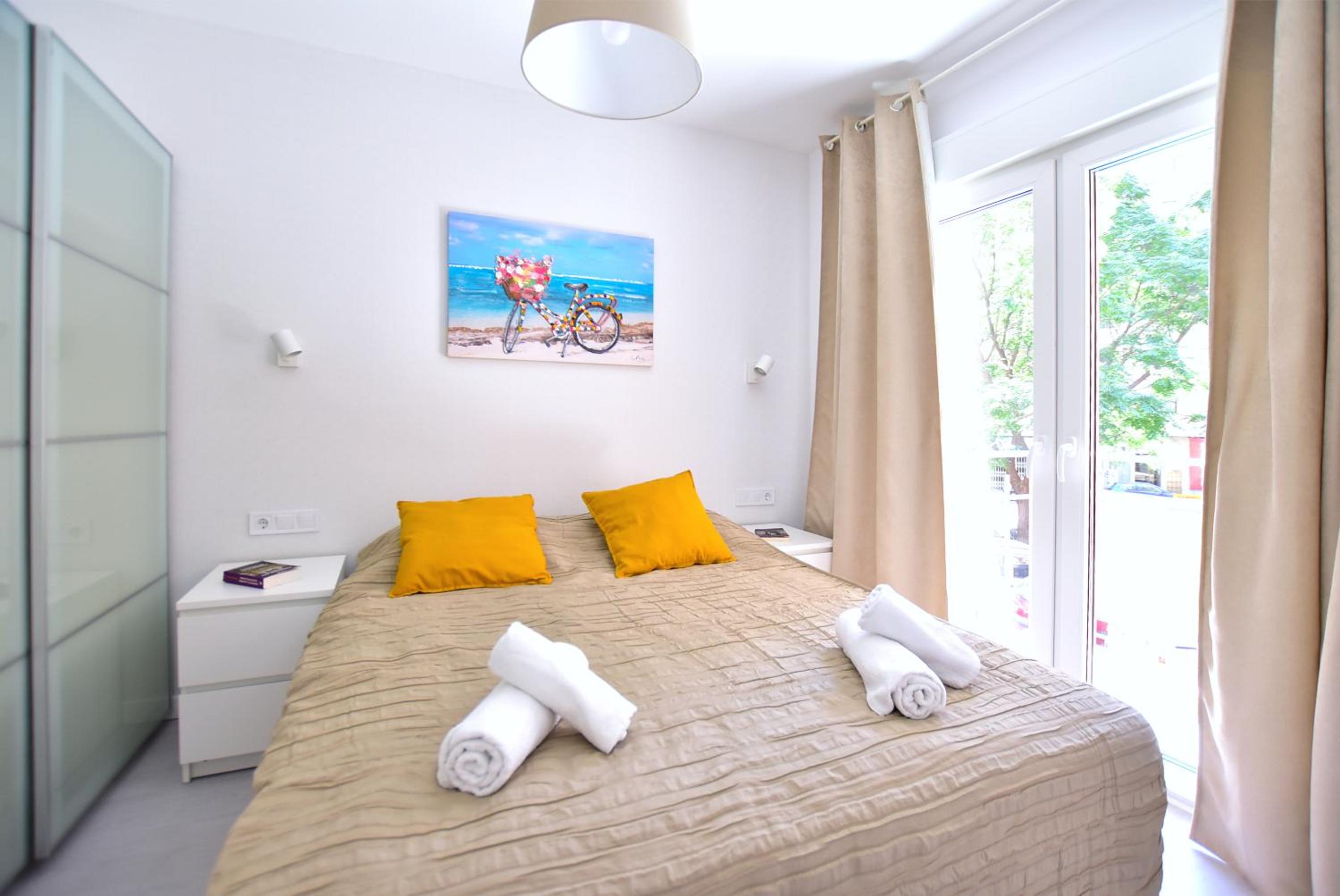 Apartment with Balcony - Photo 1