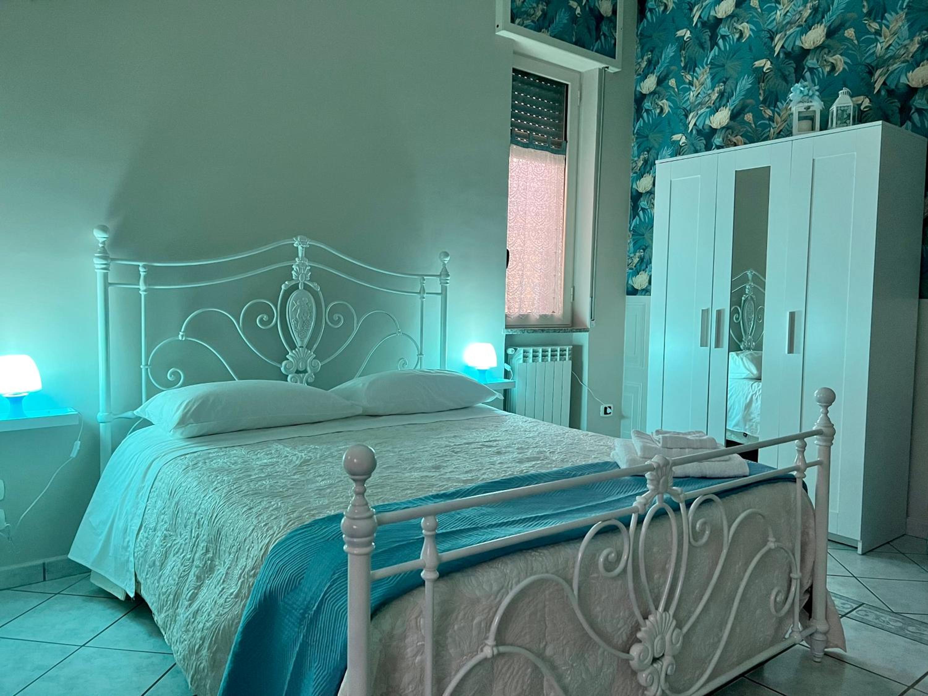 Large Double Room photo 2